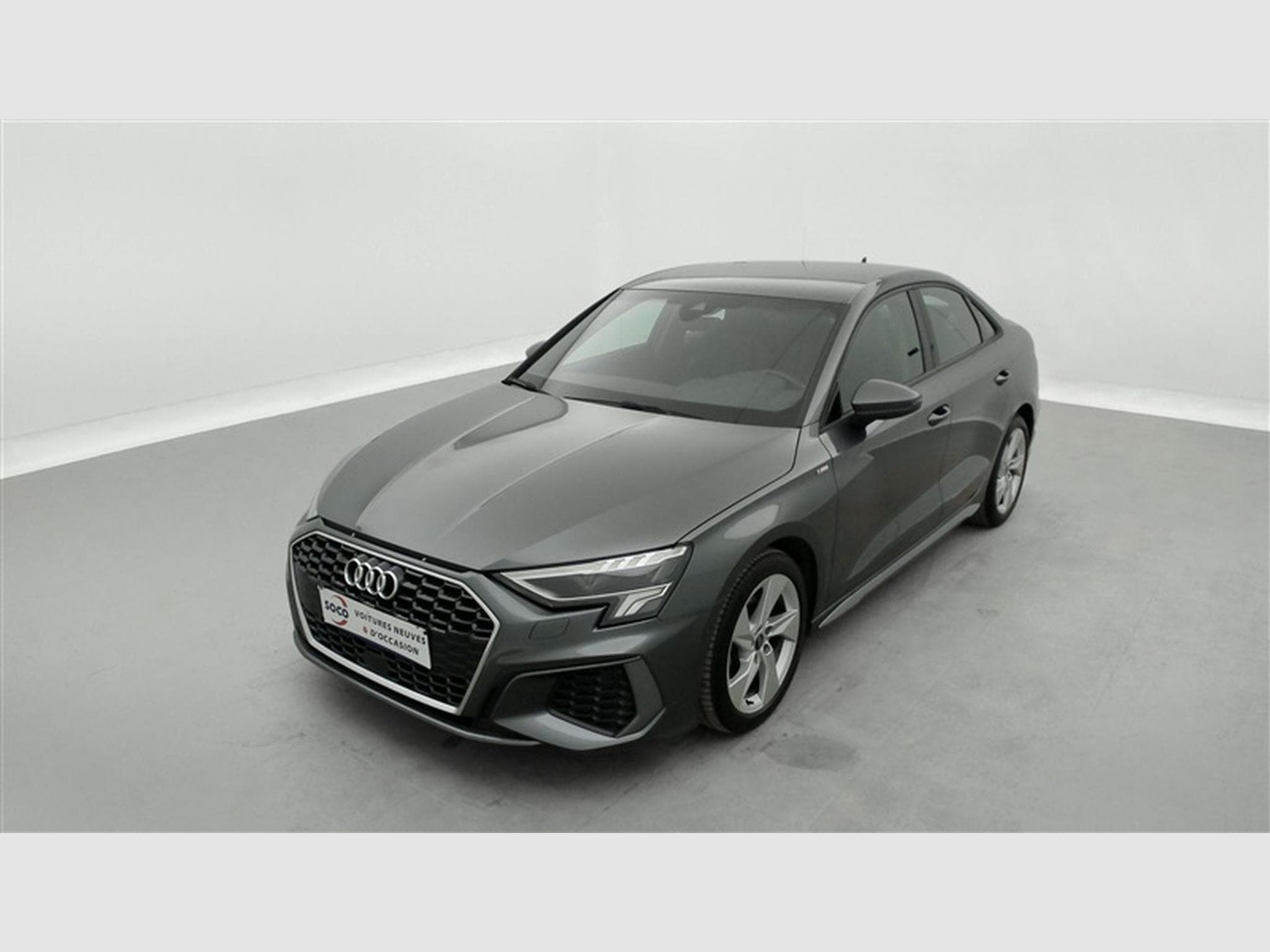 Audi A3 30 TFSI S-Line S tronic Cuir / Navi / Led / PDC av+ar (2024) - Photo 1