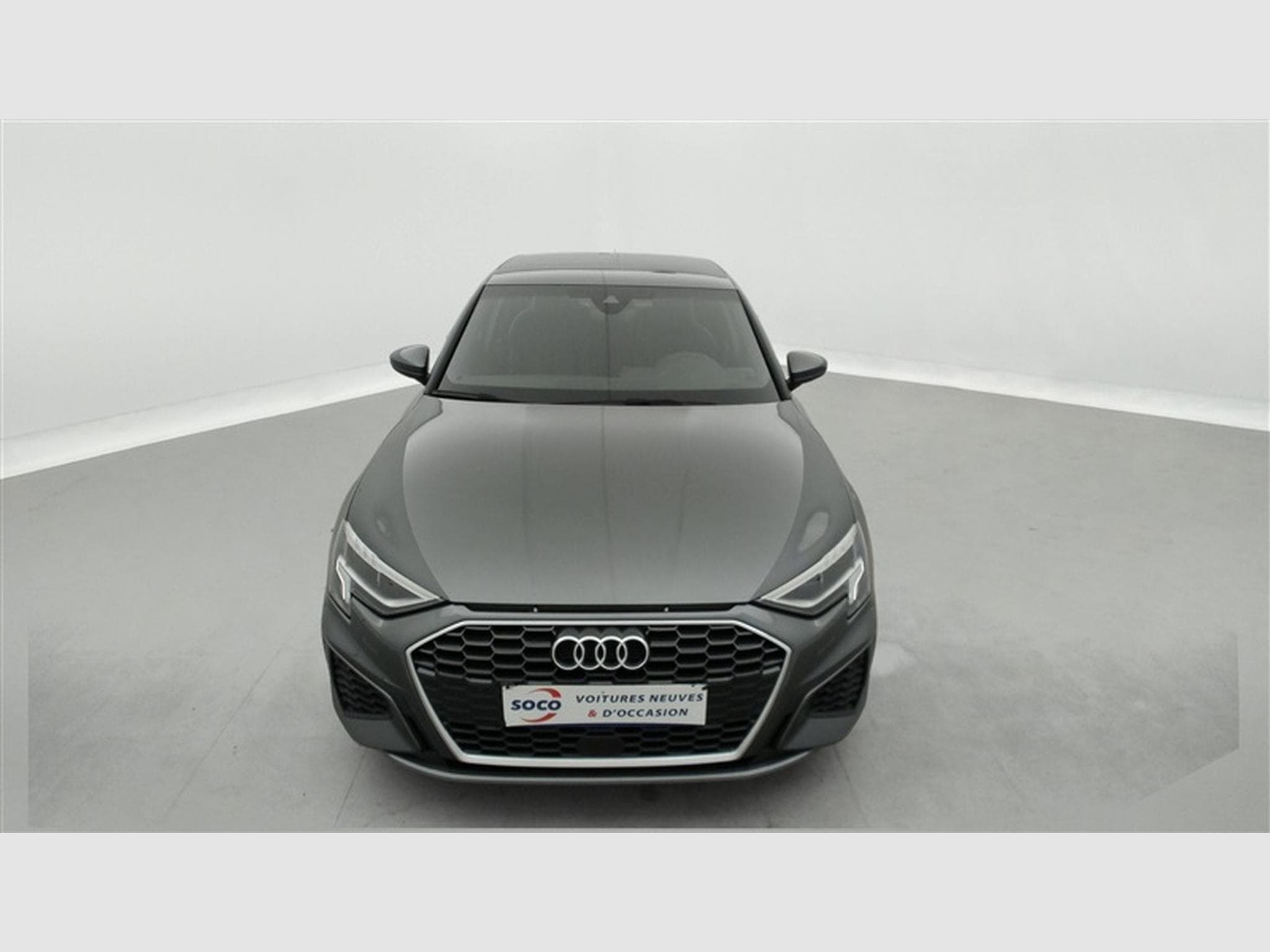 Audi A3 30 TFSI S-Line S tronic Cuir / Navi / Led / PDC av+ar (2024) - Photo 4