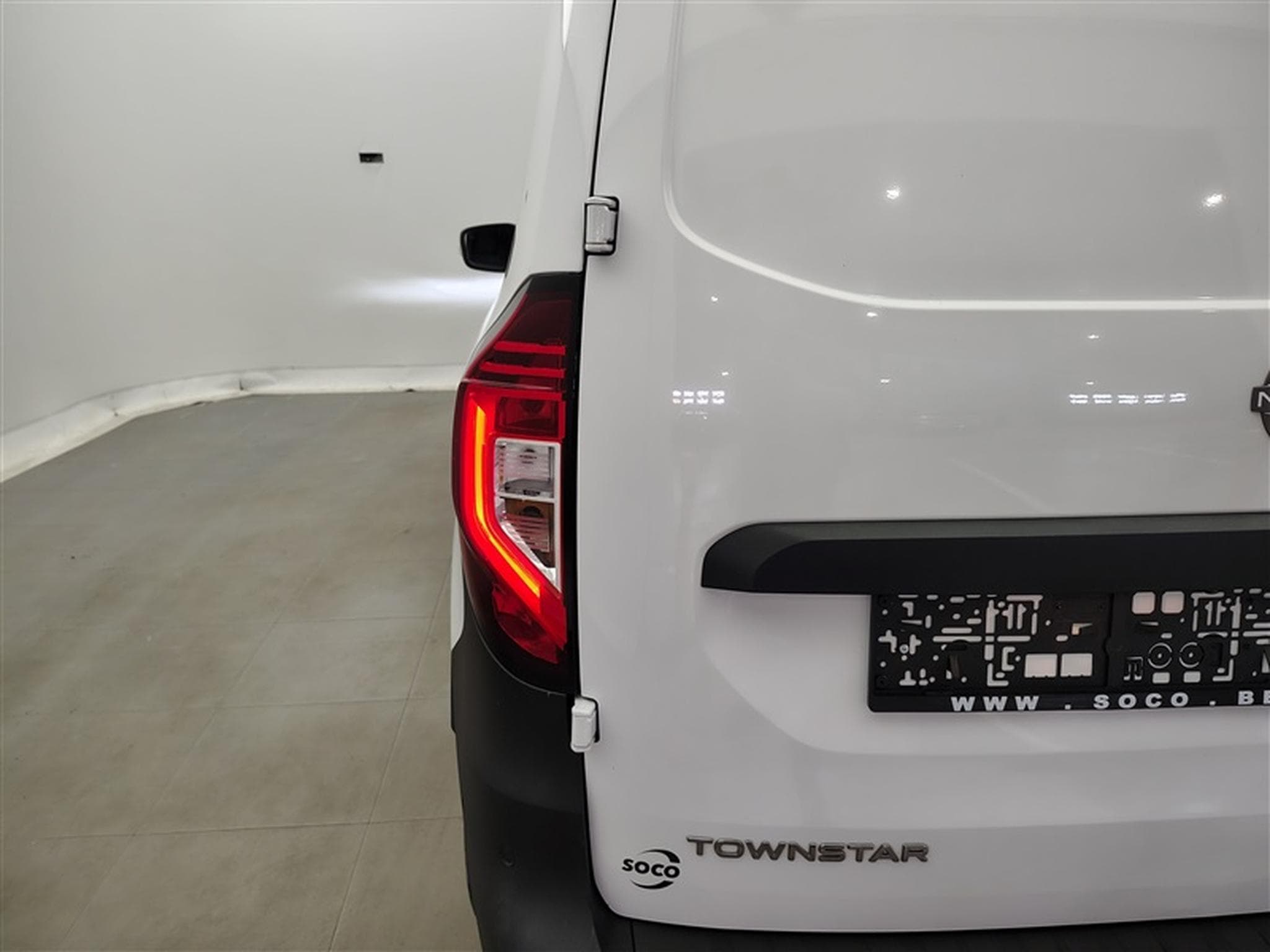 Nissan Townstar 1.3 DIG-T L1H1 CARPLAY / CAMERA / PDC (2023) - Photo 16