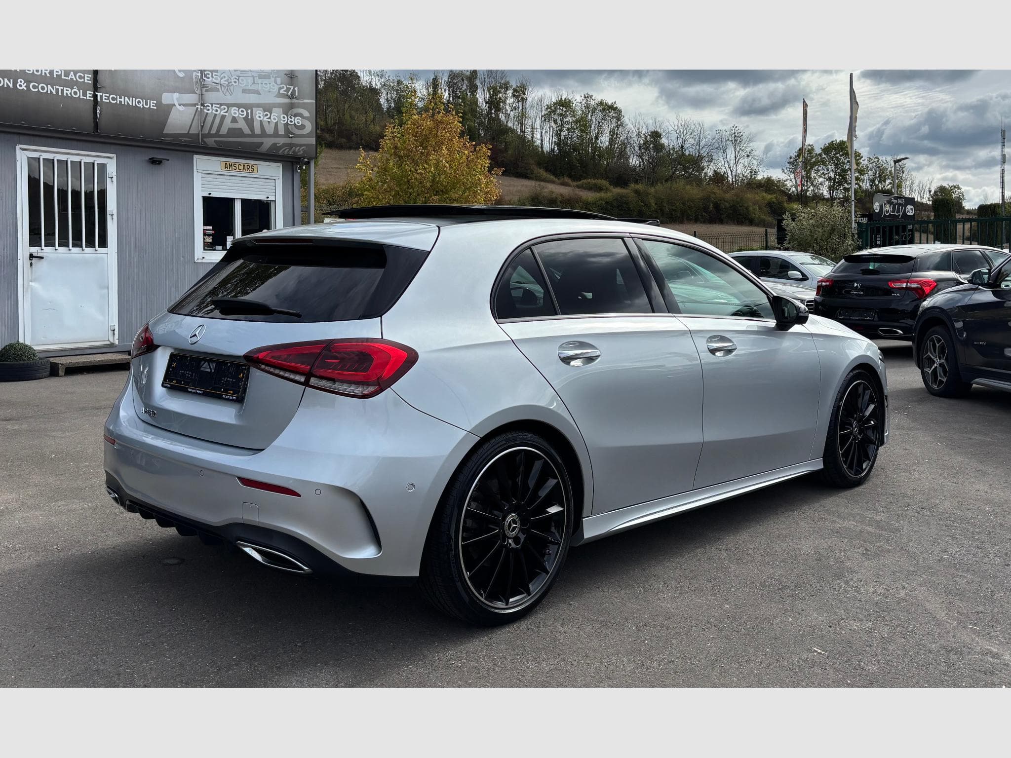 Mercedes A 250 A 250 AMG LINE 7G-DCT (2019) - Foto 2