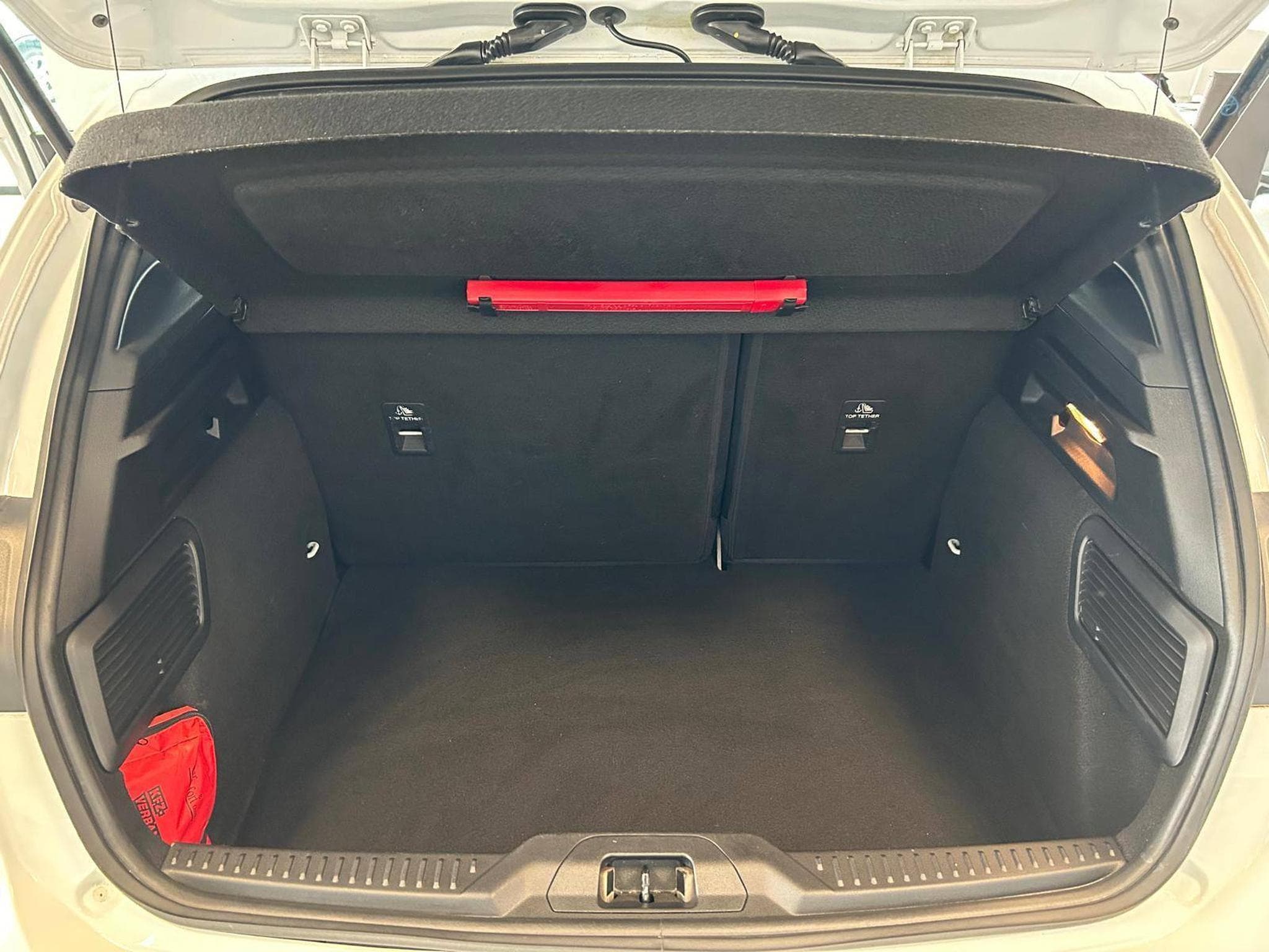 Ford Focus ST (2020) - Photo 12