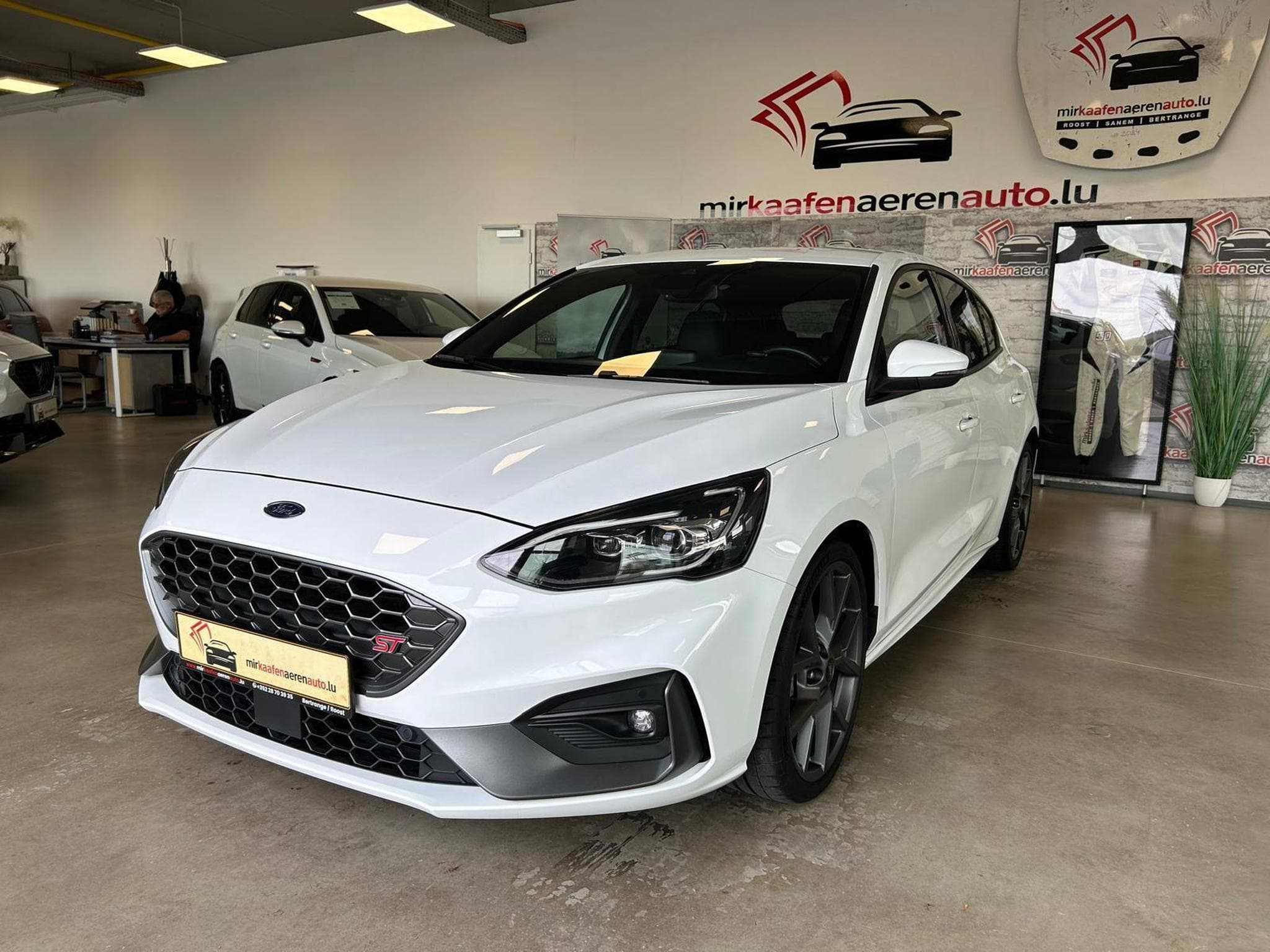 Ford Focus ST (2020) - Photo 6