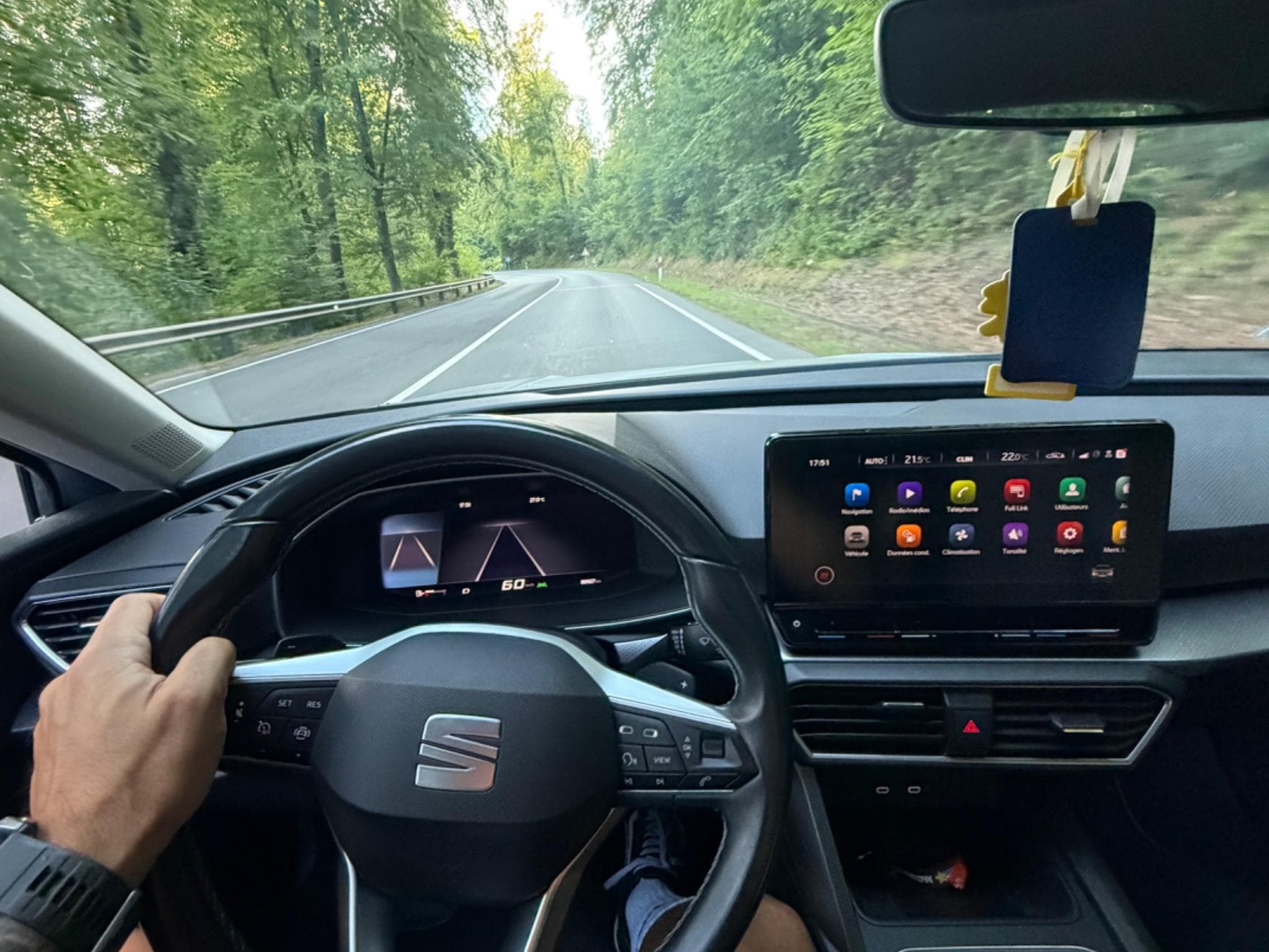 Seat Leon SP Micro Hybride (2022) - Photo 2