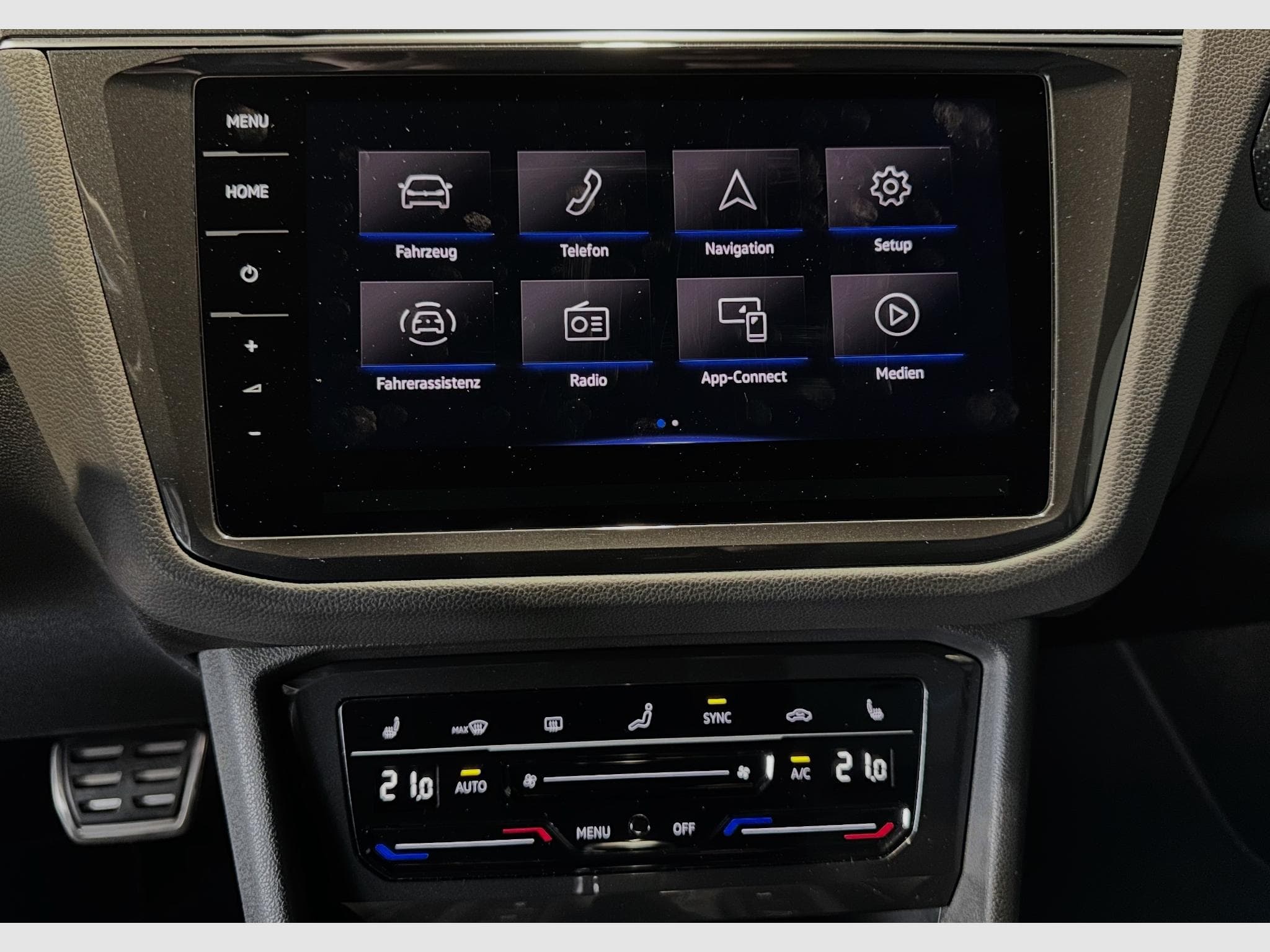 VW Tiguan TIGUAN R 4MOTION TSI DSG (2022) - Photo 10