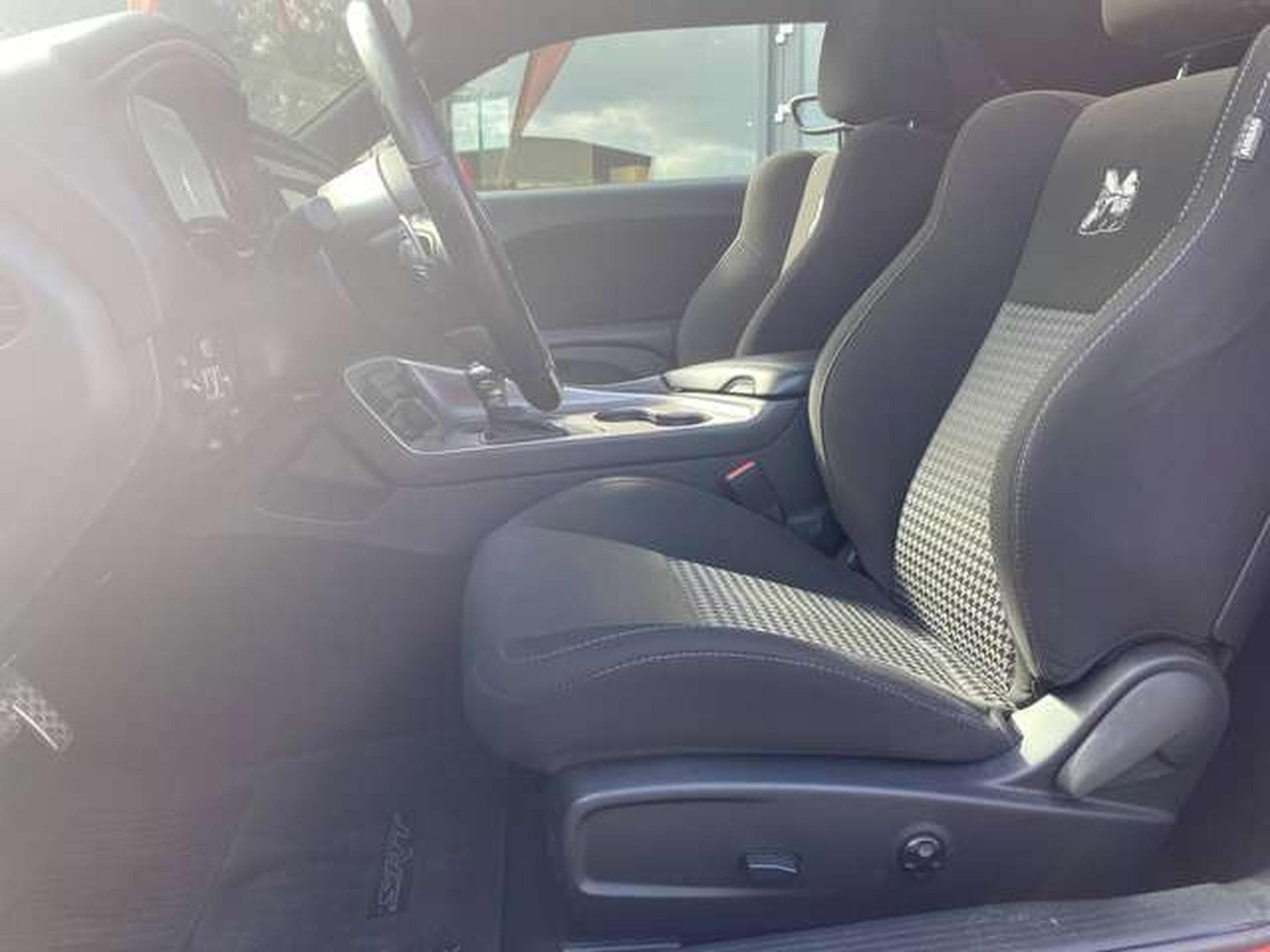 Dodge Challenger Challenger Automatik 392 Hemi Scat Pack Shaker Jusqu'à 36 mo (2020) - Photo 12
