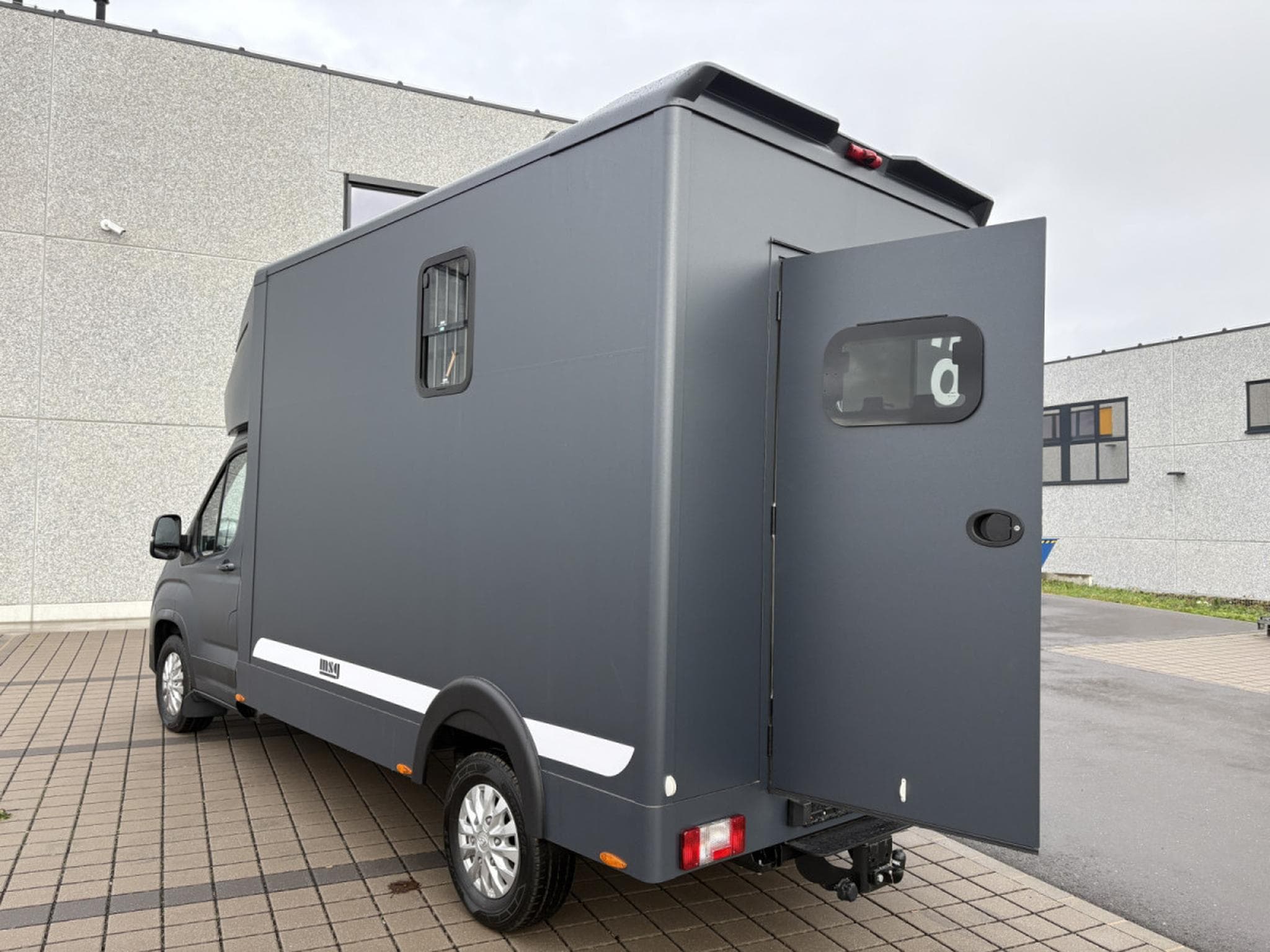 Maxus Deliver 9 3.5T MAXUS DELIVER 9 - MSG STALLION LIGHT (2026) - Photo 11