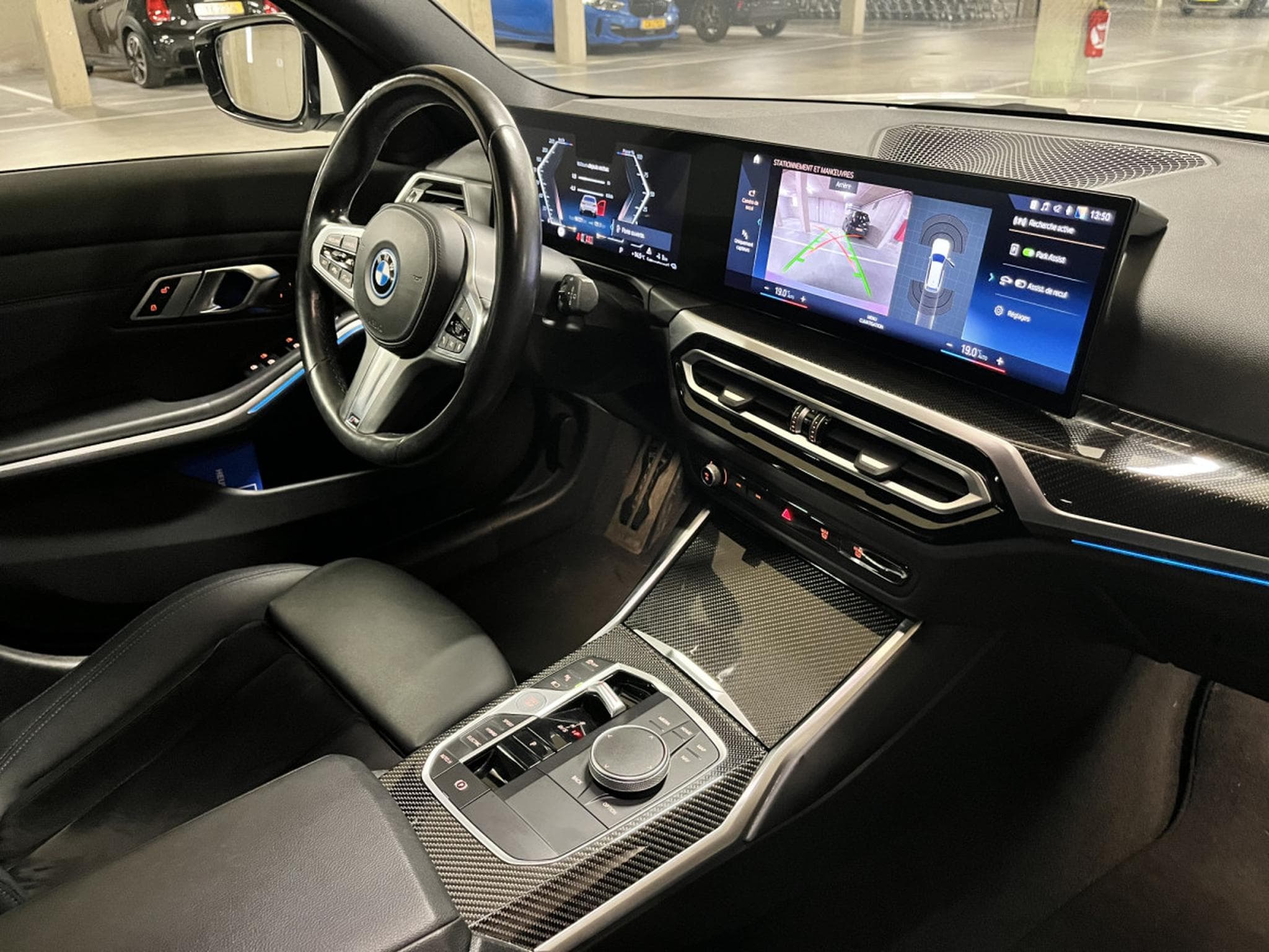 BMW 330 330e TOURING/ PACK M/ CARBON (2023) - Photo 10