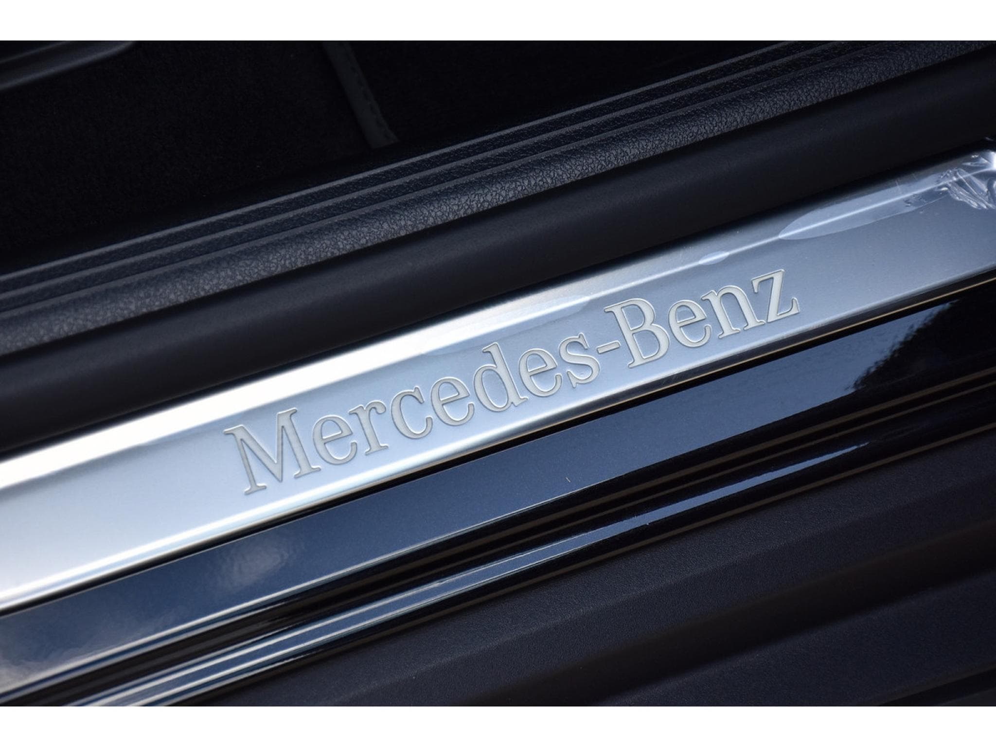 Mercedes GLC 220 CDI Coupe 4Matic AMG Line 9G PANO MEMO DIST ATT RMQ CAM360 (2026) - Photo 21