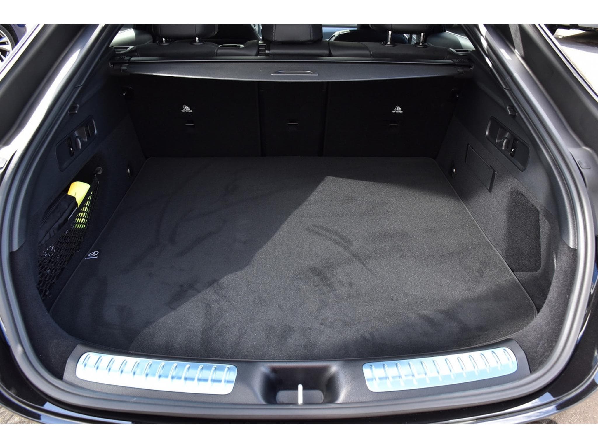 Mercedes GLC 220 CDI Coupe 4Matic AMG Line 9G PANO MEMO DIST ATT RMQ CAM360 (2026) - Photo 24