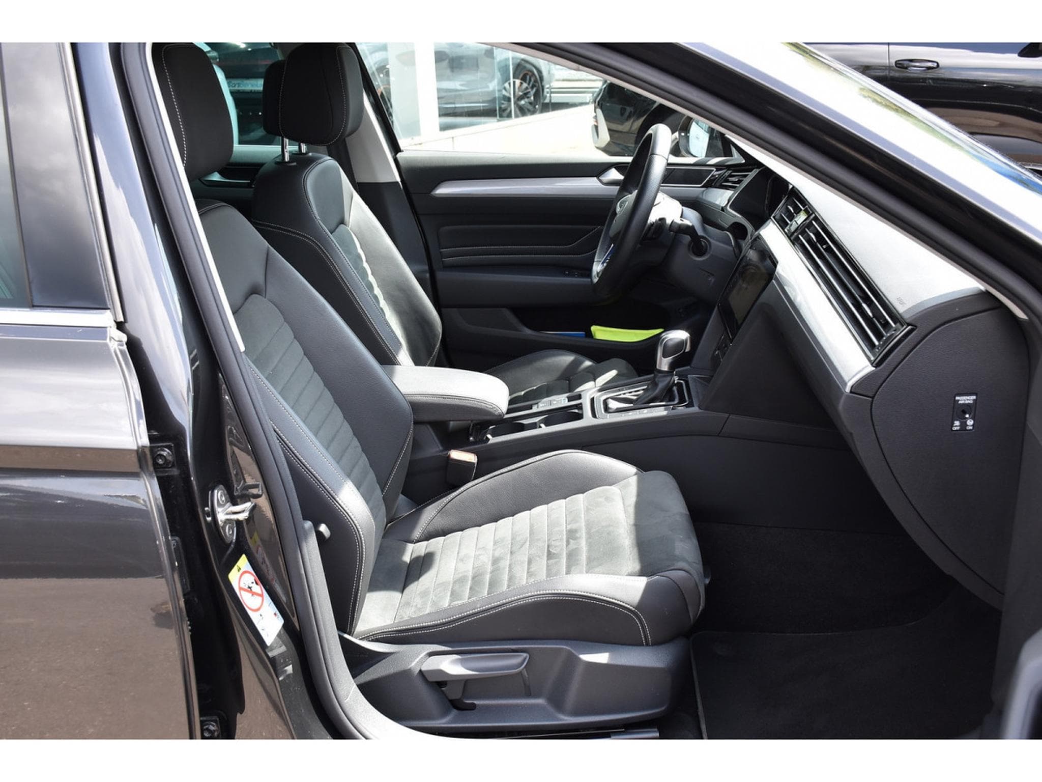 VW Passat GTE 1.4 eHybrid DSG ACC TRAVEL GPS PRO CAM PARK ATT RMQ (2021) - Photo 6