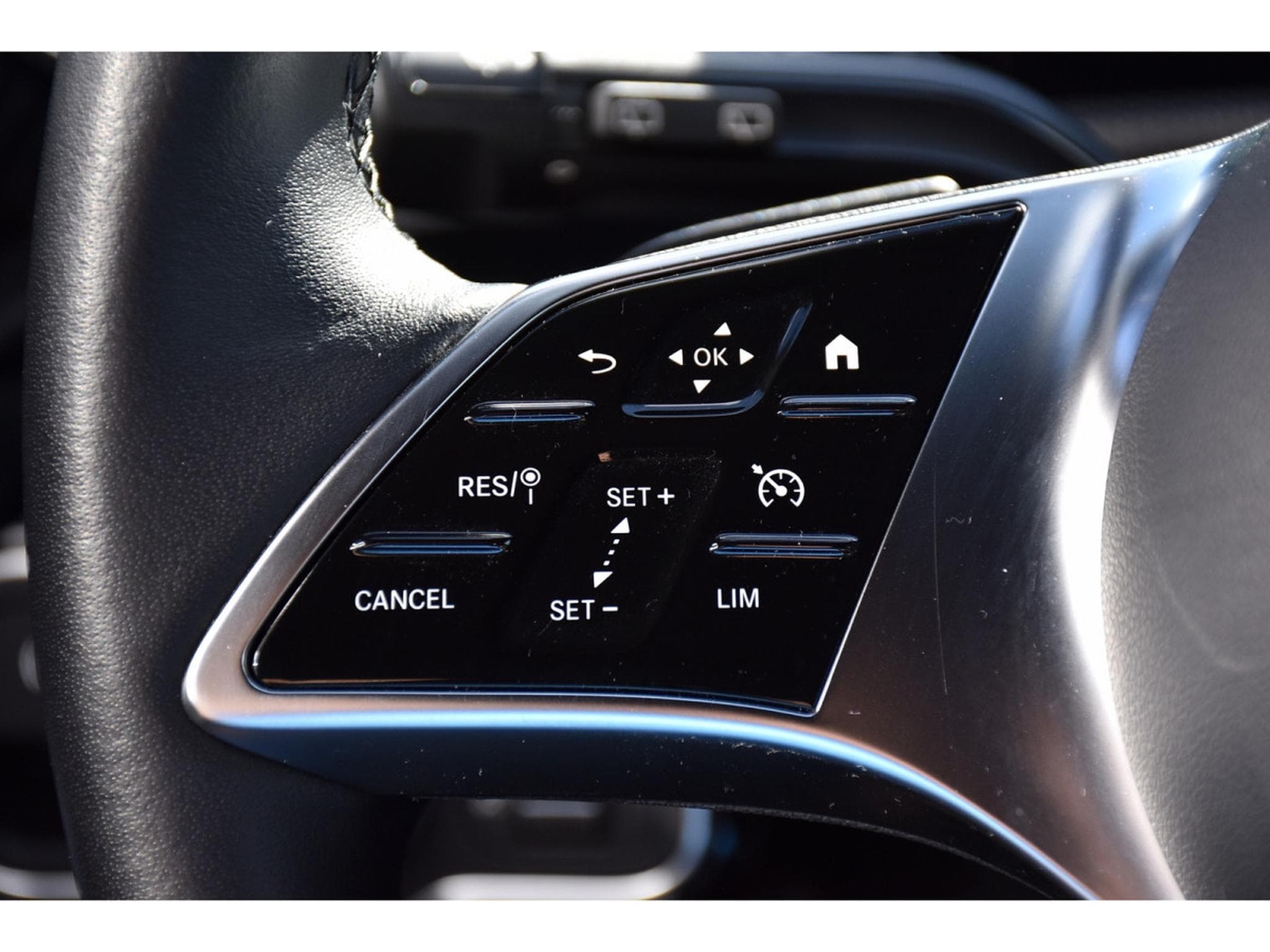 Mercedes A 180 CDI Progressive 8G-DCT CUIR GPS LANE CAM 1° MAIN (2025) - Photo 19