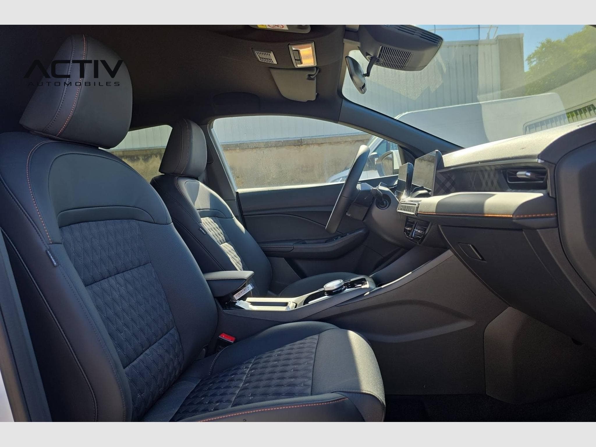 Mg MG3 1.5 L Hybrid+ 195 ch Luxury (2025) - Photo 9