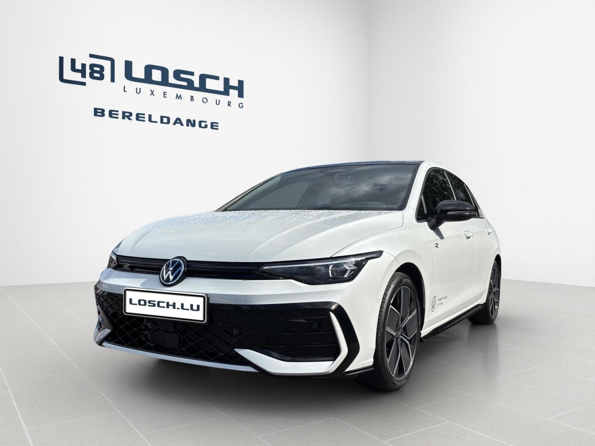 VW Golf R-Line (2026) - Photo 3