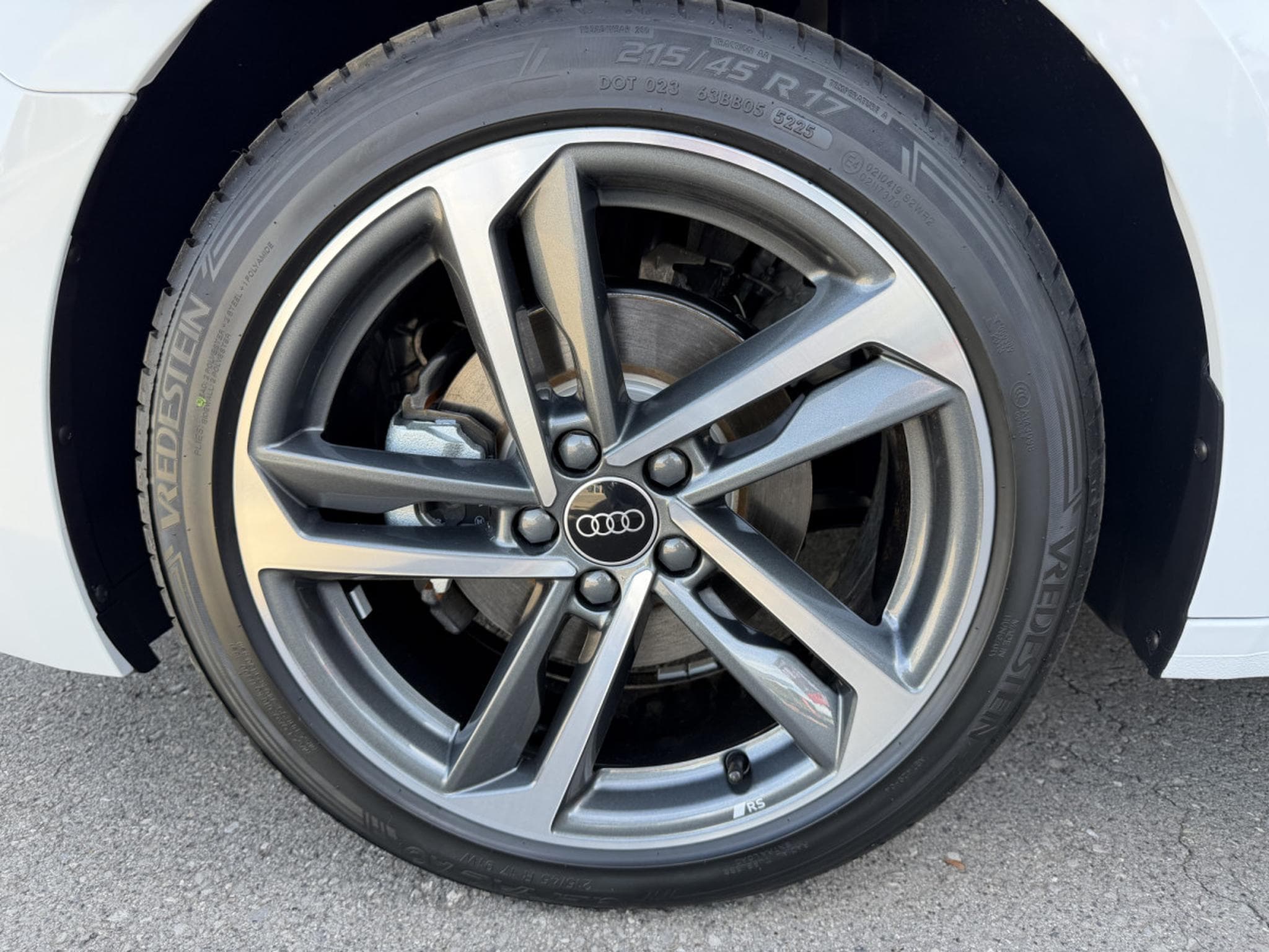 Audi A1 1.5L S line Black Edition (2026) - Photo 17
