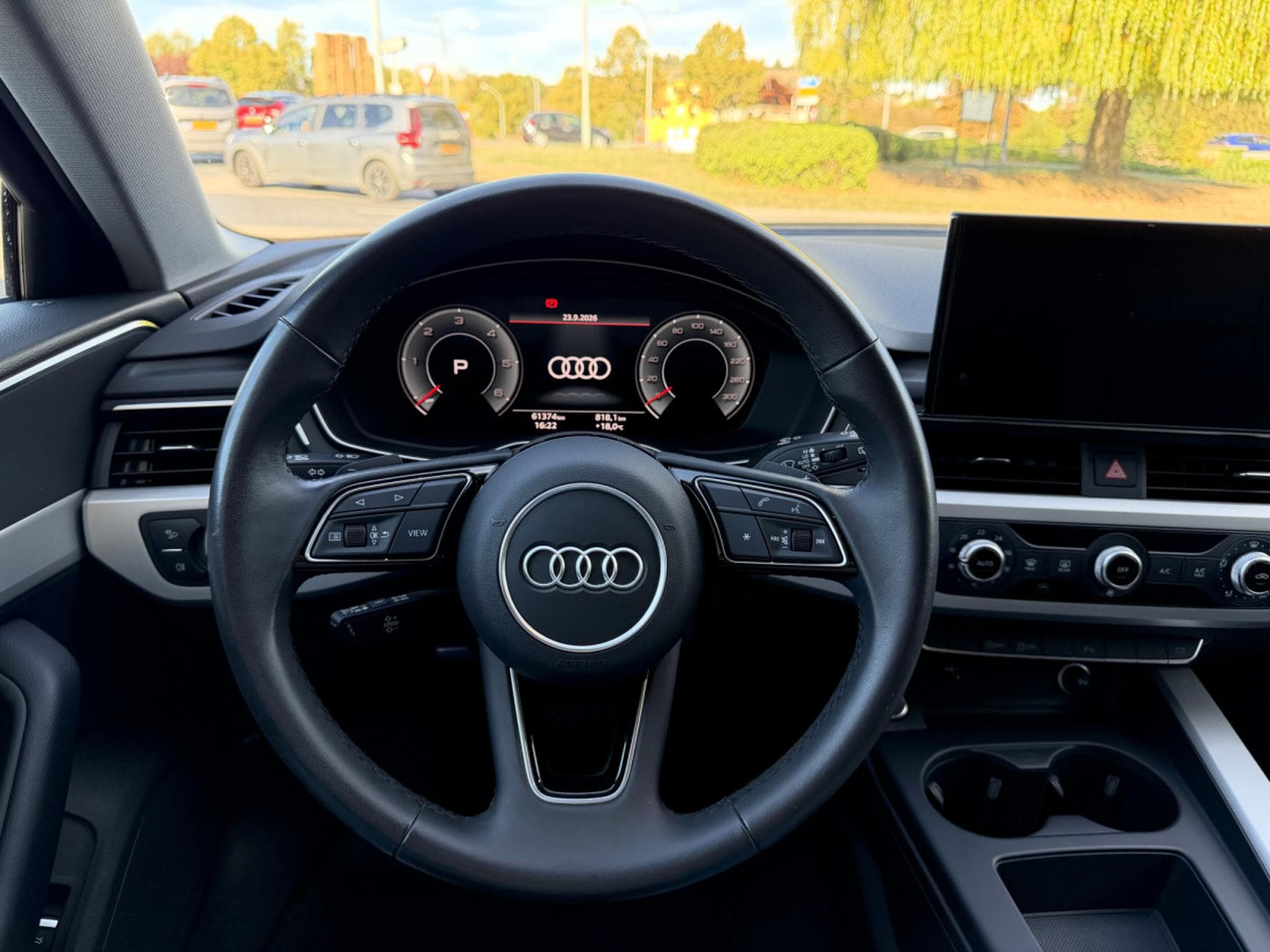 Audi A4 AVANT 2.0L TDI (2024) - Photo 12