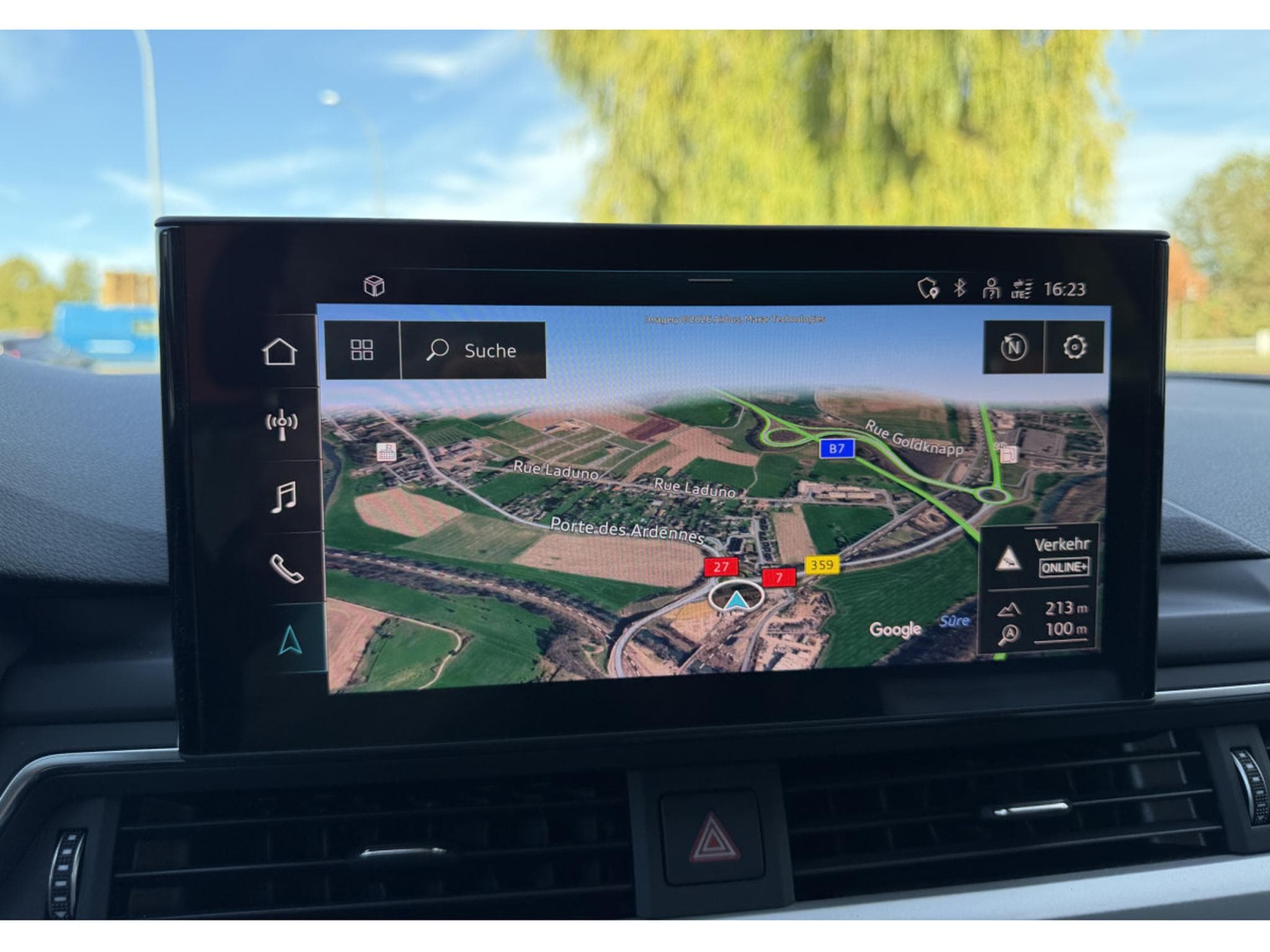 Audi A4 AVANT 2.0L TDI (2024) - Photo 16