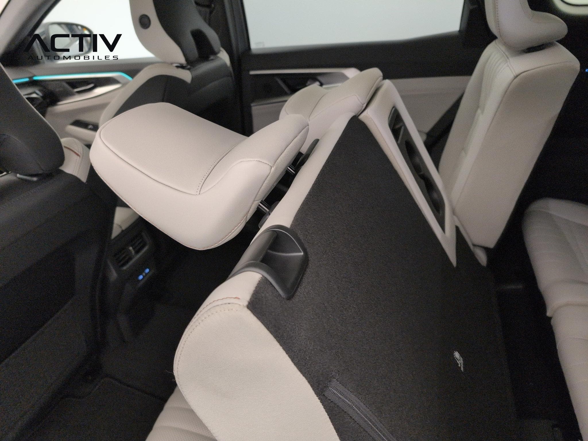 Renault Espace Espace full hybrid E-Tech 200 ch 7pl Iconic (2026) - Foto 13