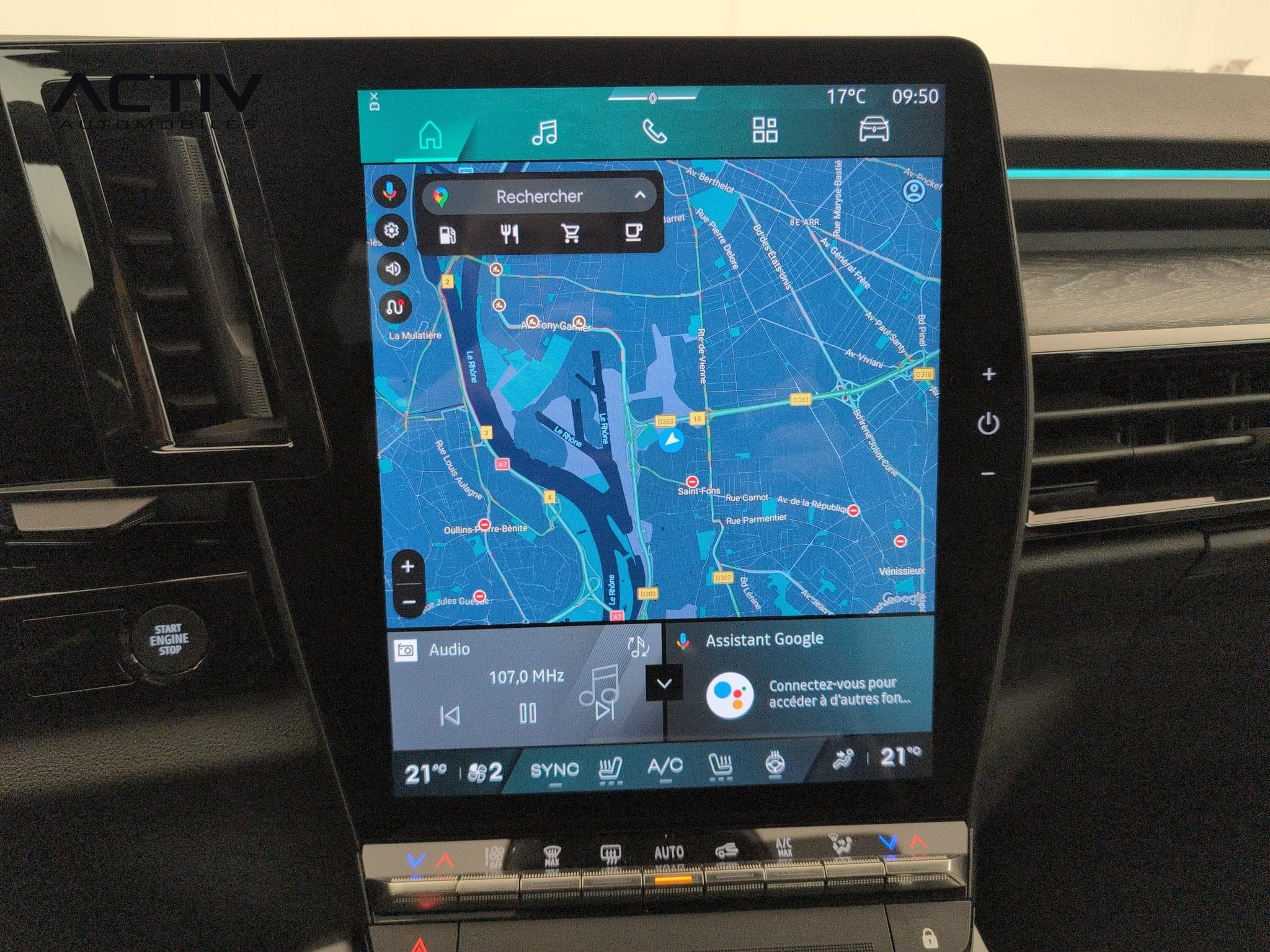 Renault Espace Espace full hybrid E-Tech 200 ch 7pl Iconic (2026) - Foto 19