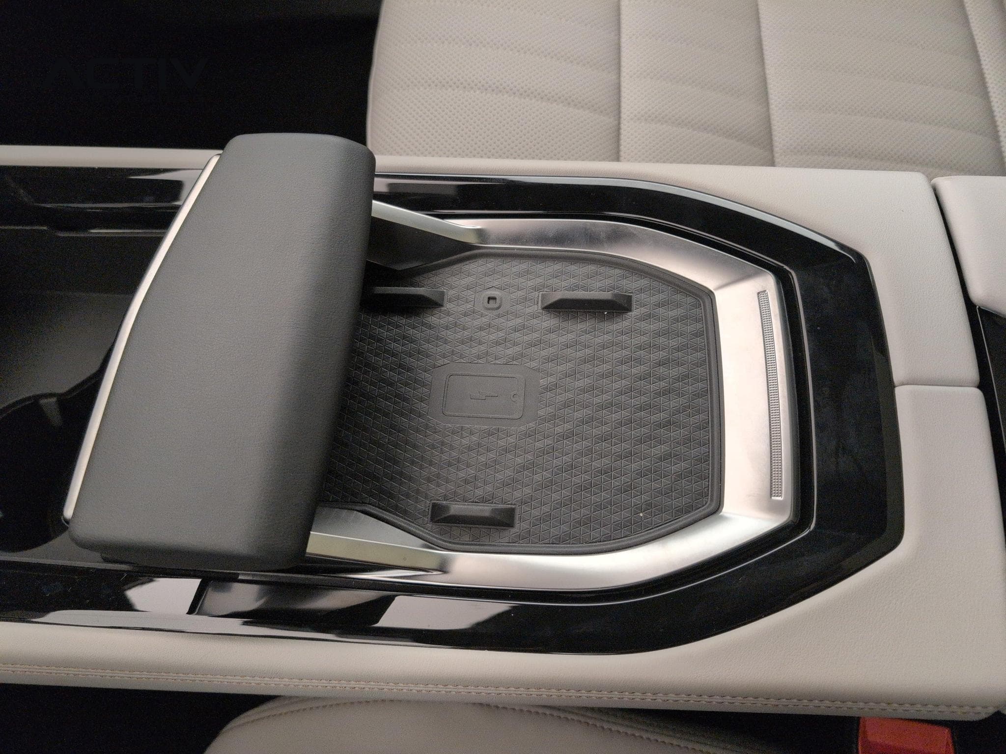 Renault Espace Espace full hybrid E-Tech 200 ch 7pl Iconic (2026) - Foto 20