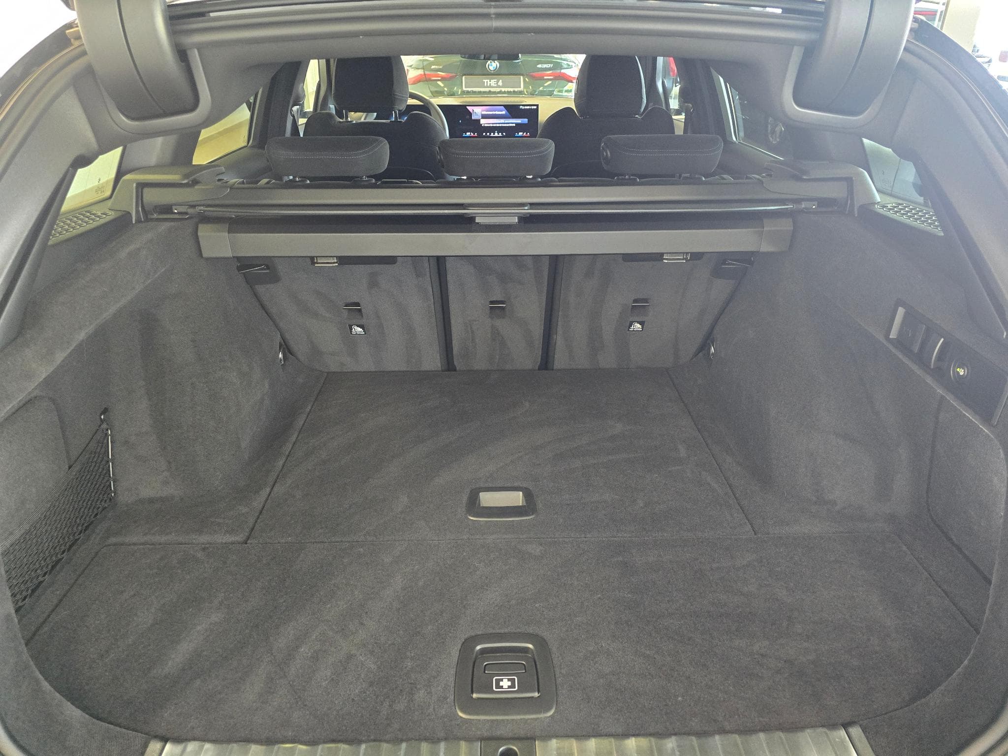 BMW 320 d xDrive M Sport Pack, Attache, Toit ouvrant (2026) - Photo 4