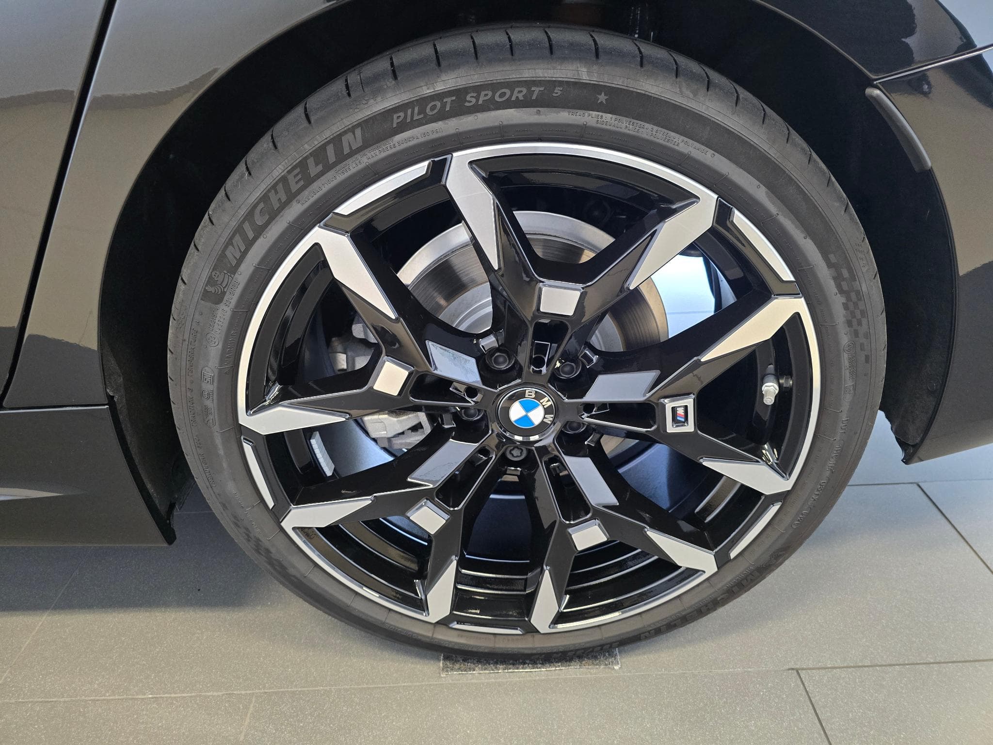 BMW 320 d xDrive M Sport Pack, Attache, Toit ouvrant (2026) - Photo 5
