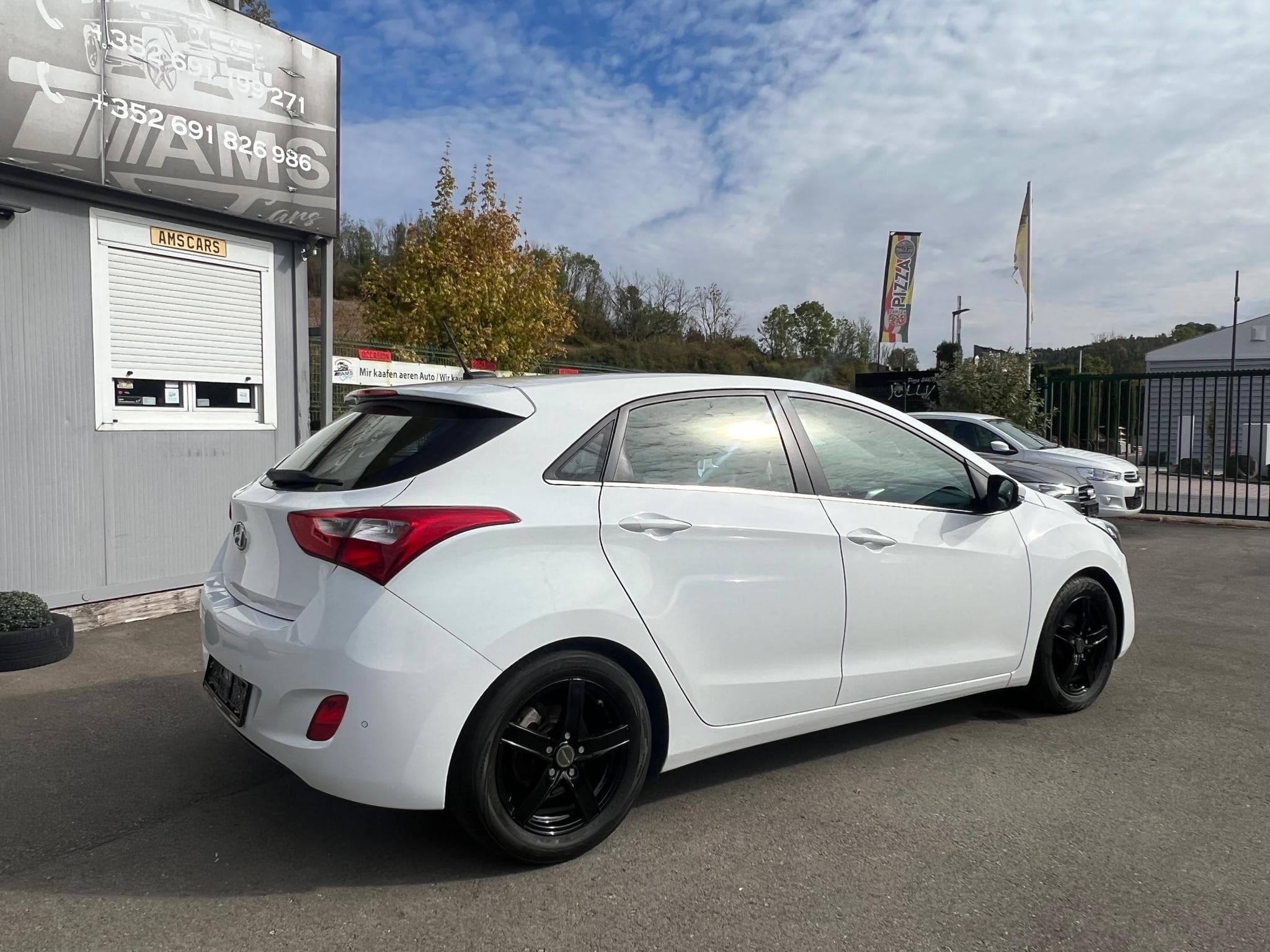 Hyundai i30 1.6 CRDi 110CV INTUITIVE (2015) - Photo 4