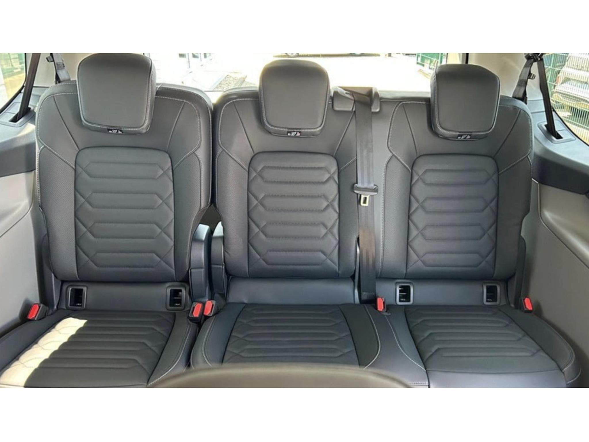 Ford Tourneo Tourneo Custom Titanium X L2 PHEv 227cv (2026) - Photo 4