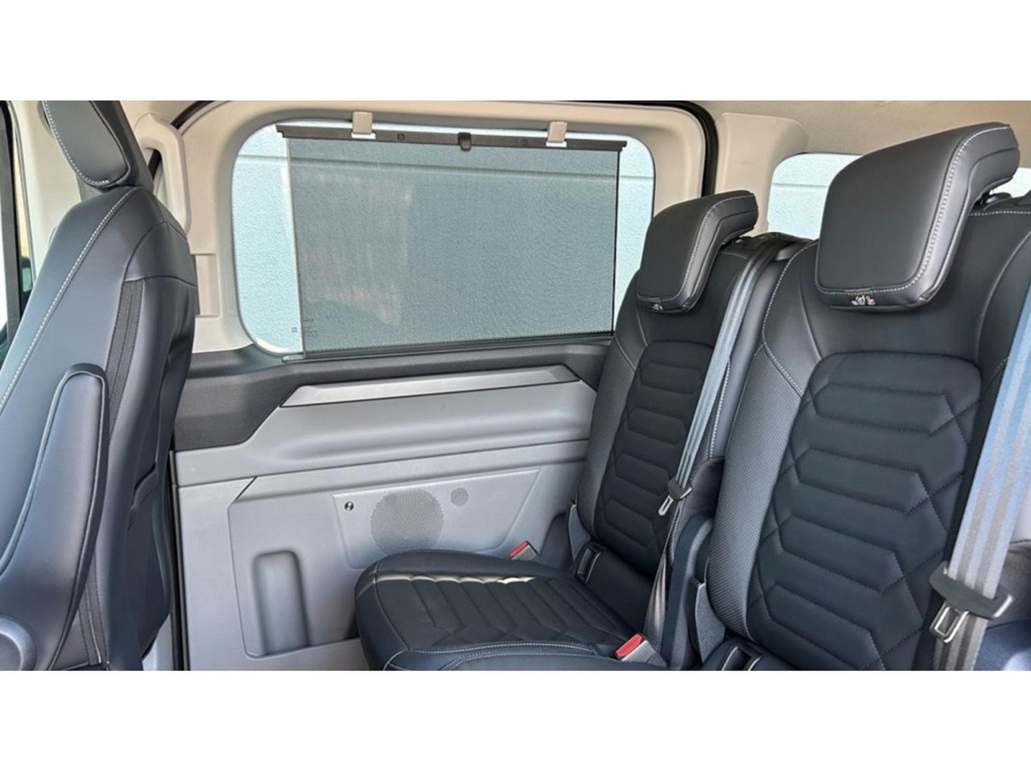 Ford Tourneo Tourneo Custom Titanium X L2 PHEv 227cv (2026) - Photo 7
