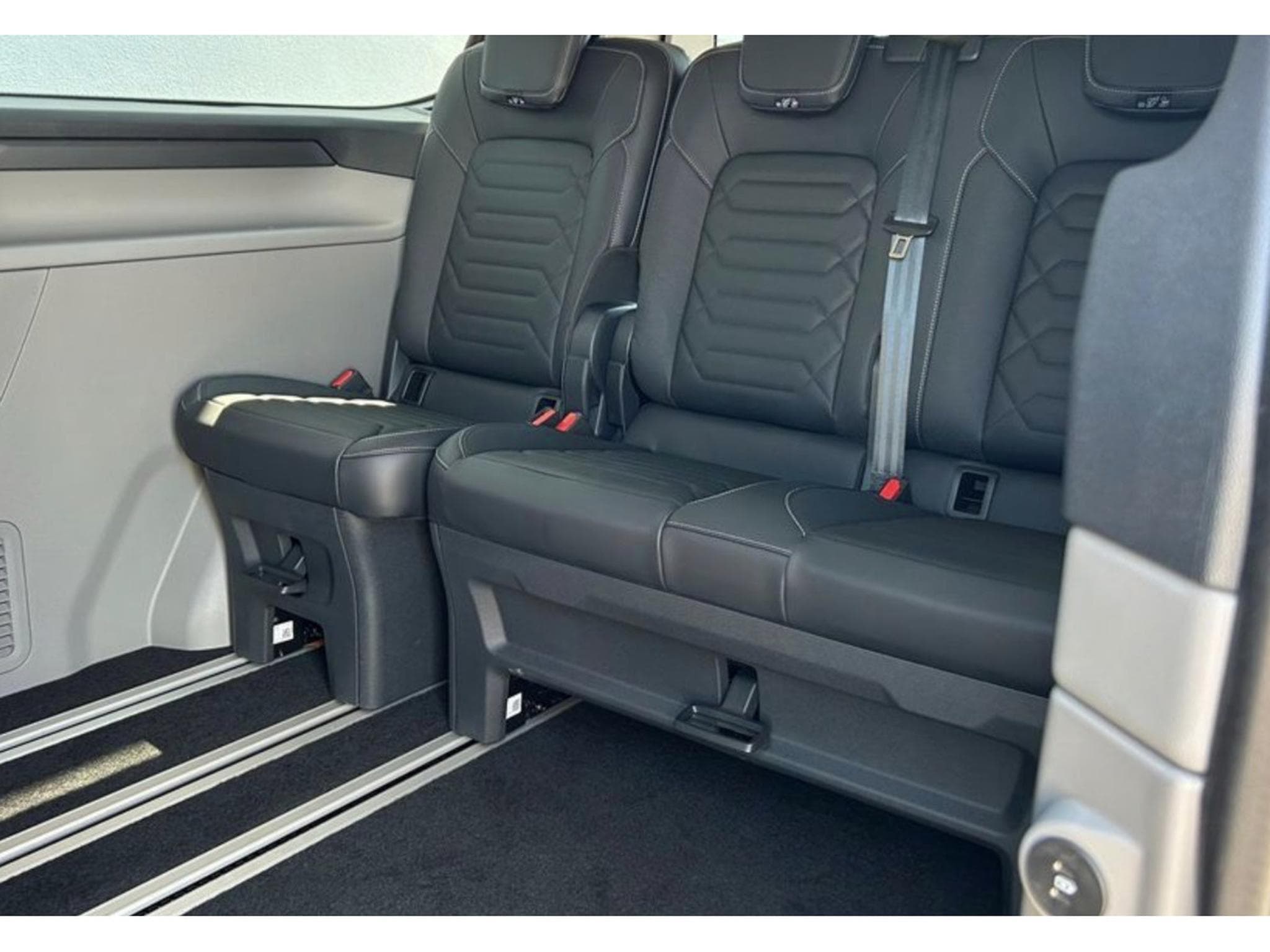 Ford Tourneo Tourneo Custom Titanium X L2 PHEv 227cv (2026) - Photo 5