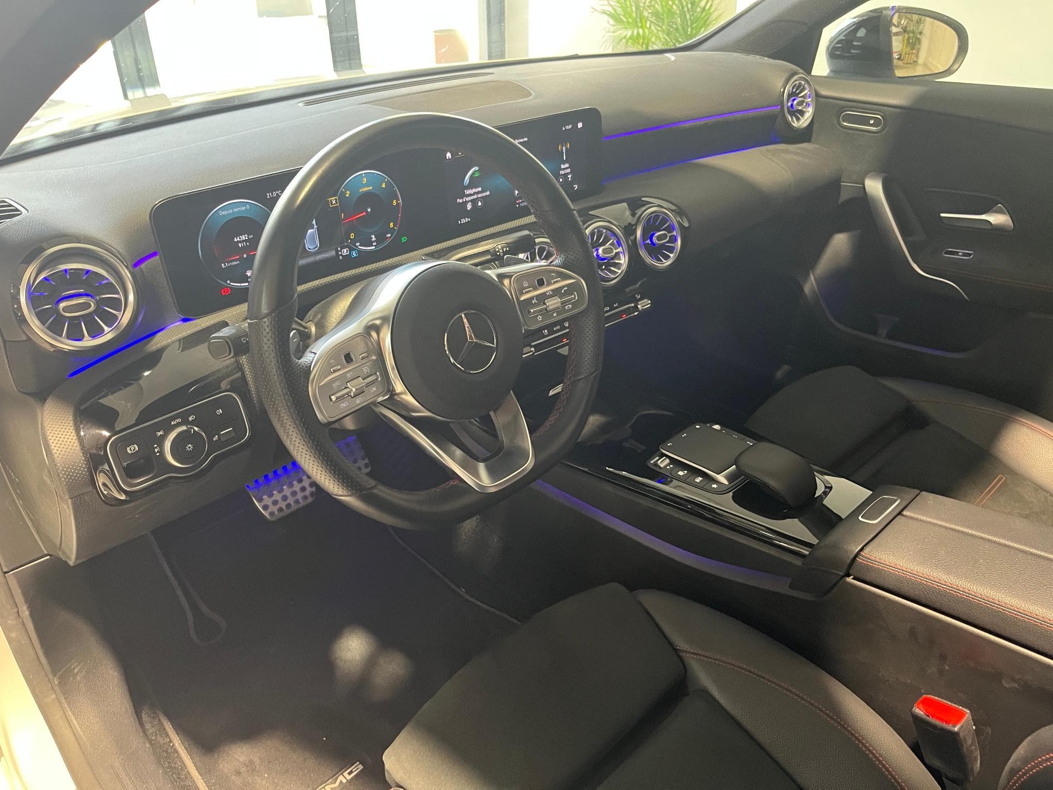 Mercedes A 200 Classe A 200 D AMG LINE 8G-DCT BVA (2020) - Foto 16