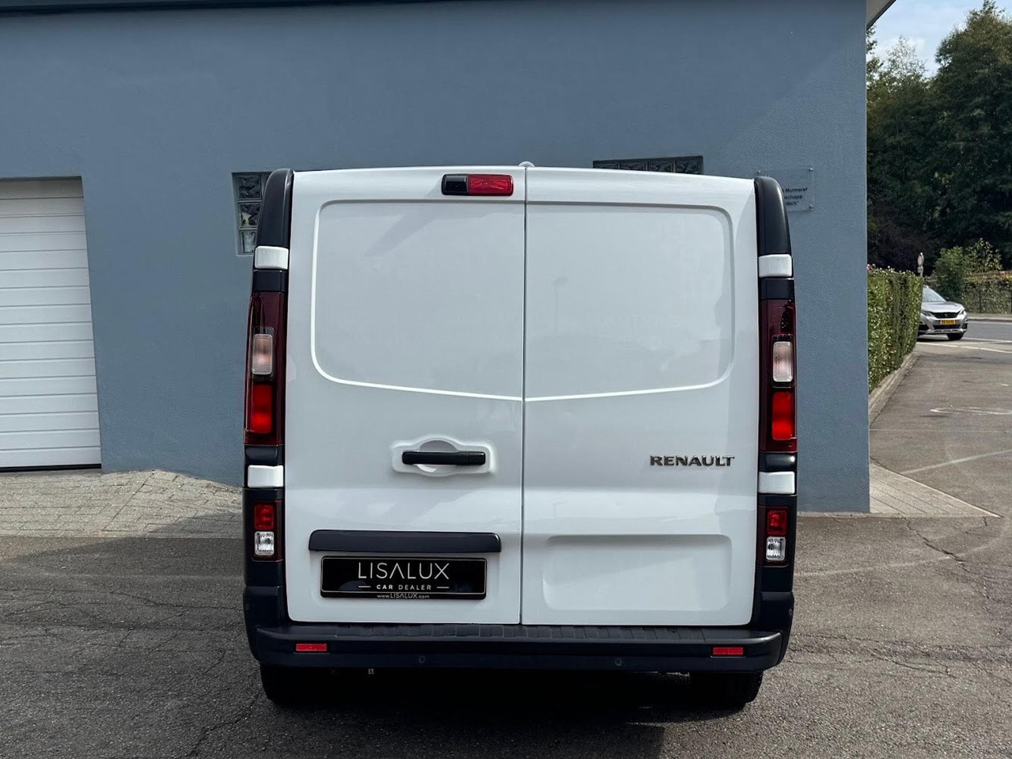 Renault Trafic 150 AUTO 6 PLACES CABINE APPROFONDIE (2022) - Foto 11