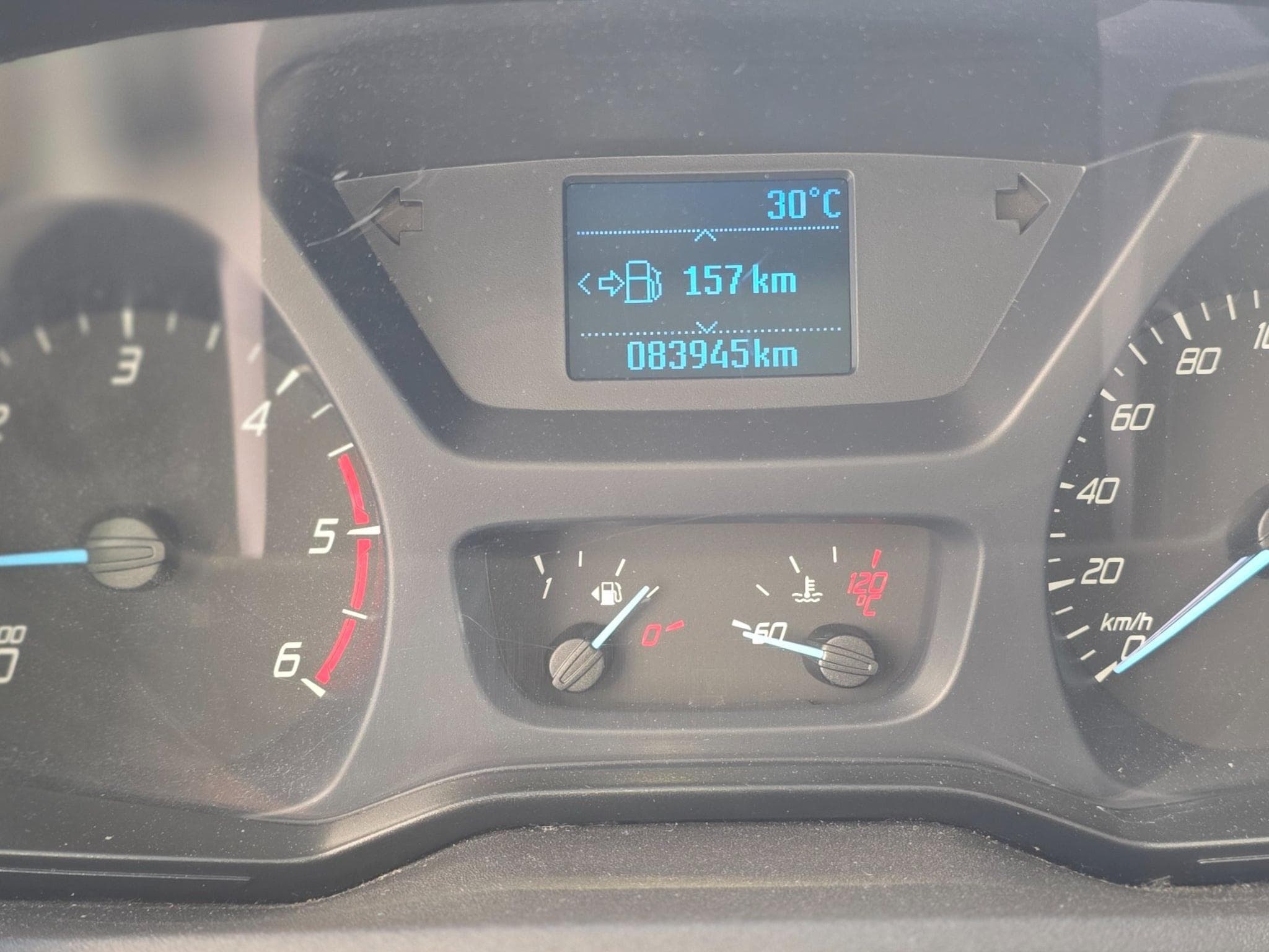 Ford Transit Rehaussé 9 places (2019) - Foto 4