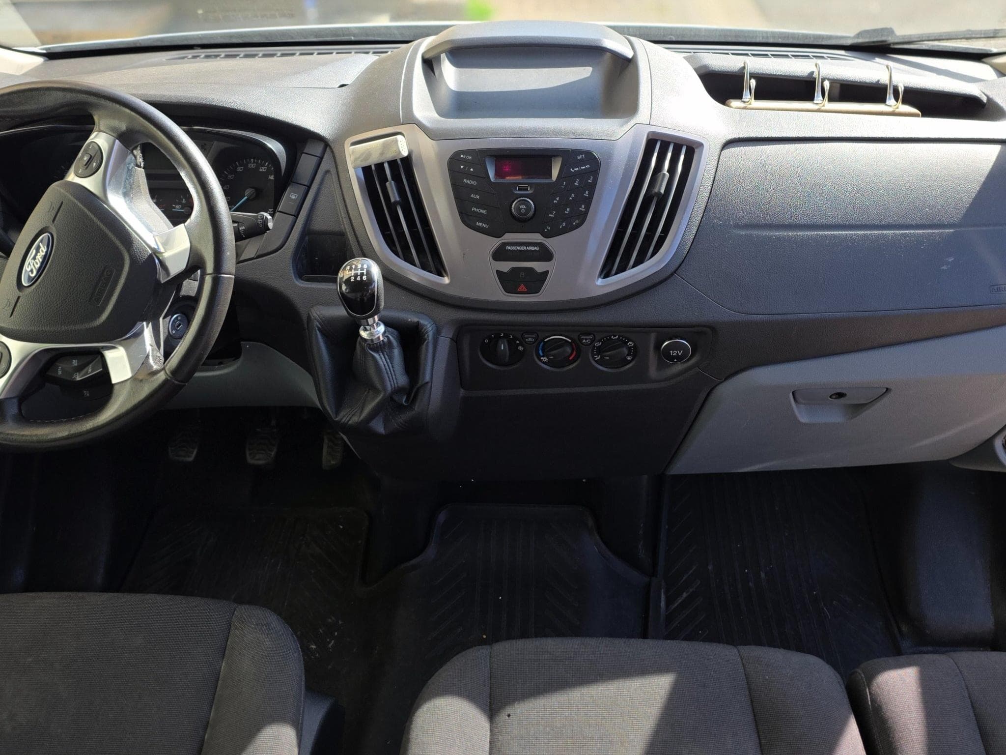 Ford Transit Rehaussé 9 places (2019) - Foto 5