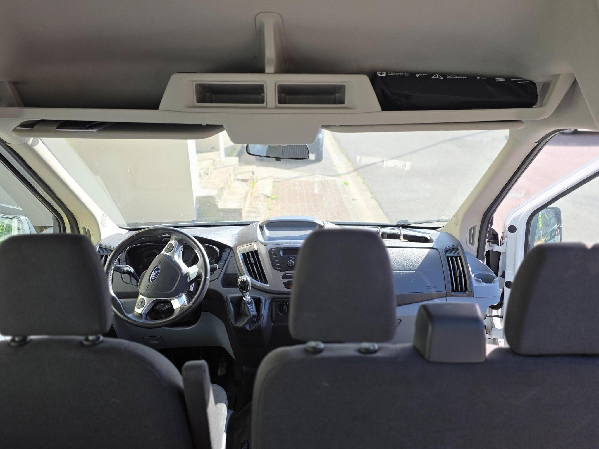 Ford Transit Rehaussé 9 places (2019) - Foto 6