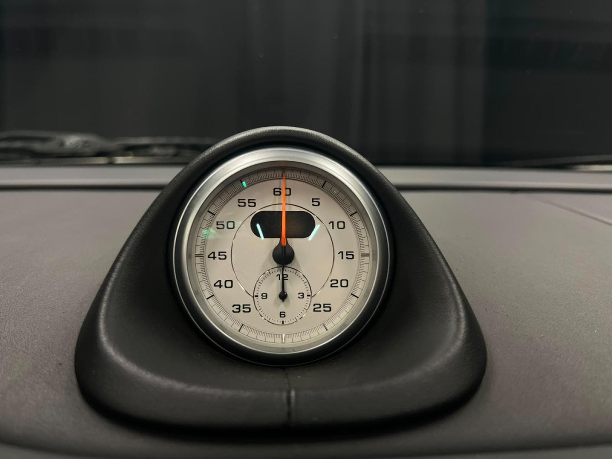 Porsche 911 997 phase 2 Carrera 4S Cabriolet Cuir Gps Carnet complet (2009) - Photo 18