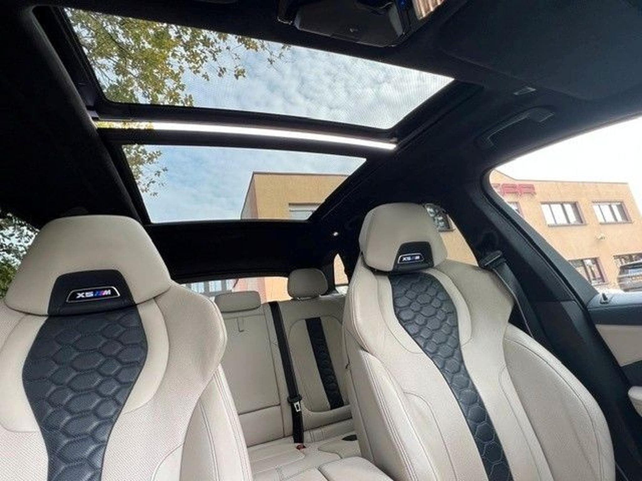 BMW X5 M Competition - VOLL - panorama (2021) - Photo 23