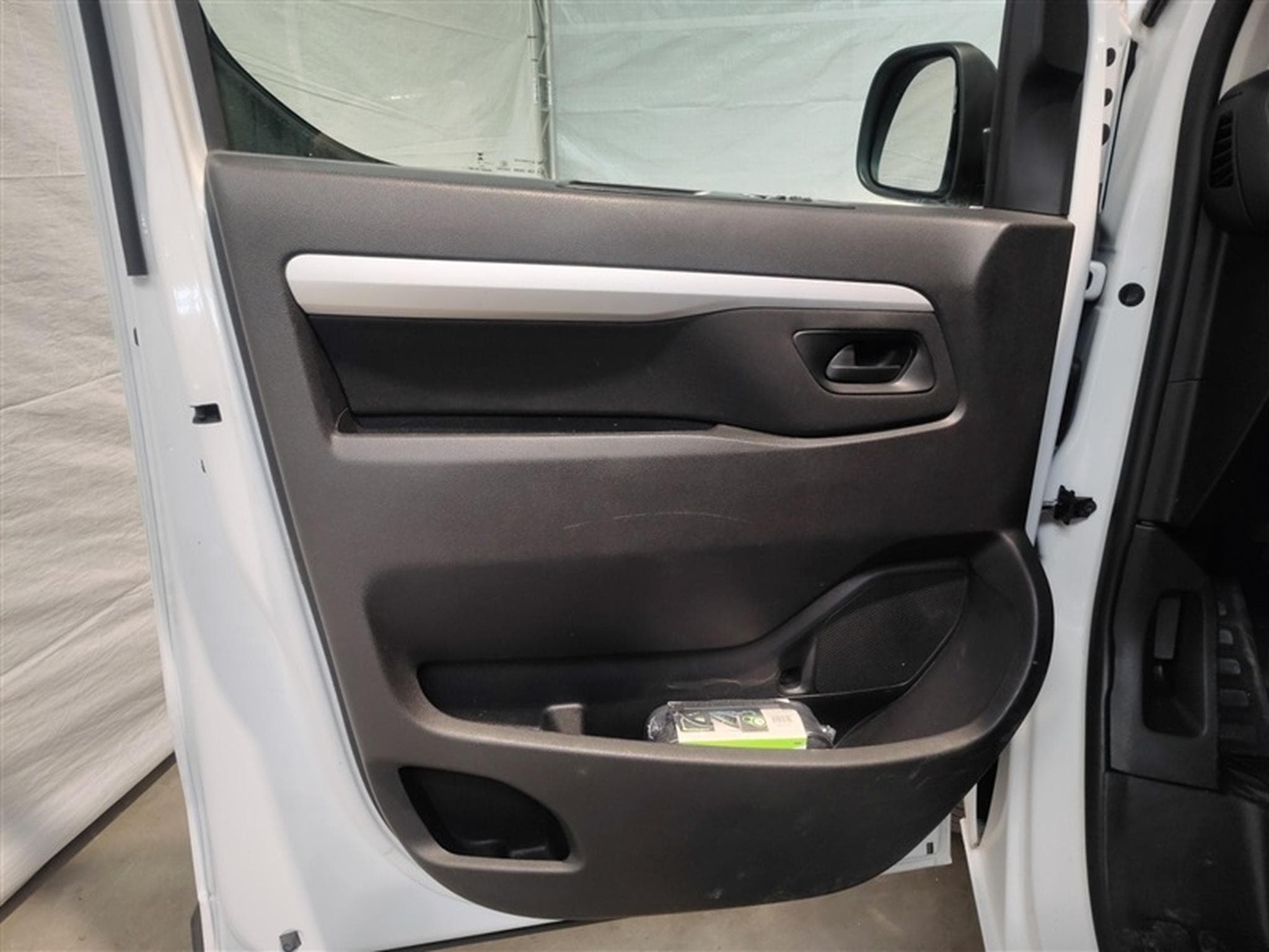 Peugeot Expert 2.0 BlueHDi 180 EAT8 L3 DBLE CAB 6PL. NAVI / CLIM / TEL (2023) - Photo 16