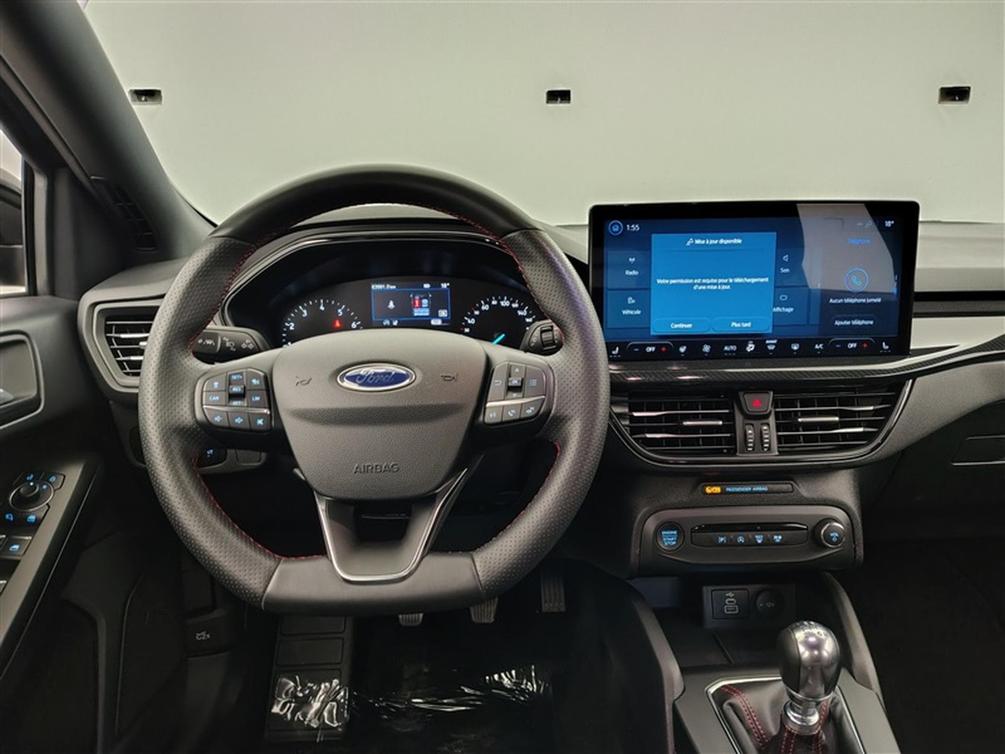Ford Focus 1.0 EcoBoost 125Cv ST-Line NAVI / FULL LED / CARPLAY (2024) - Photo 9