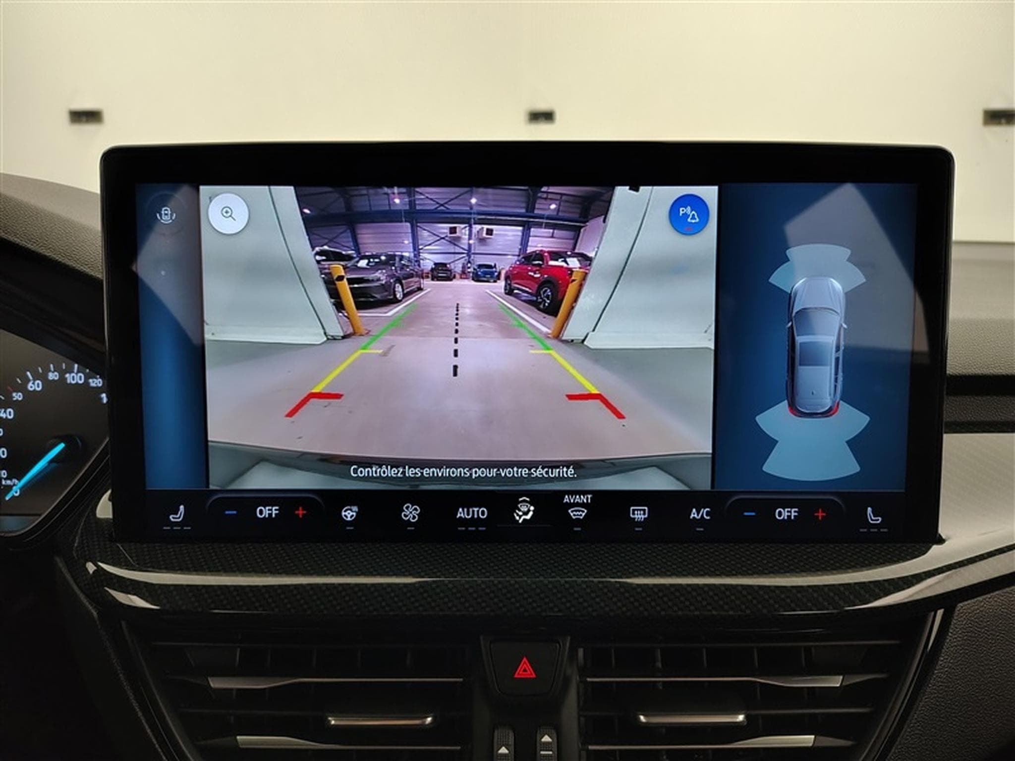 Ford Focus 1.0 EcoBoost 125Cv ST-Line NAVI / FULL LED / CARPLAY (2024) - Photo 18