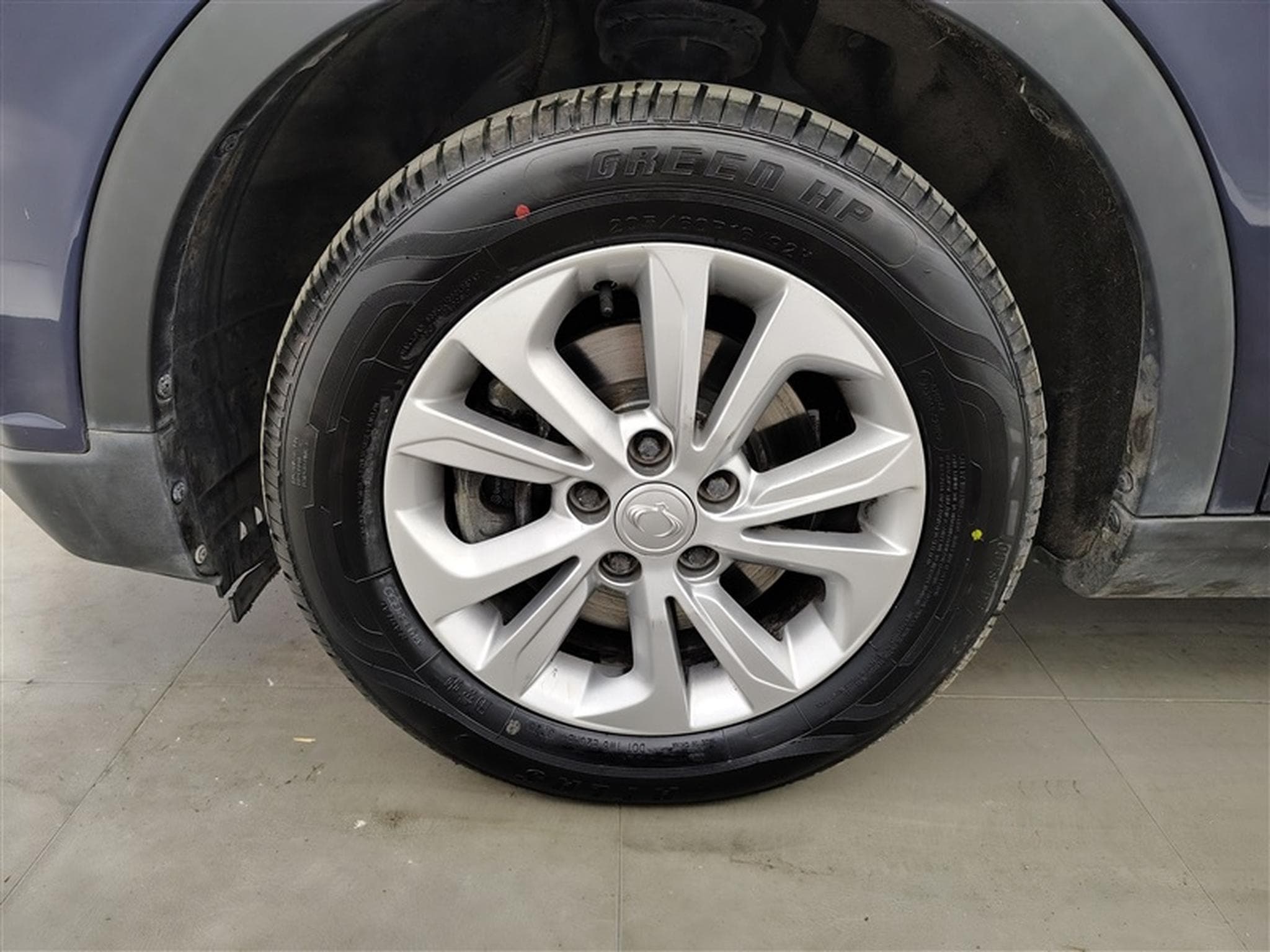 SsangYong Tivoli 1.2 T-GDI 2WD Crystal   Navi / Caméra (2020) - Photo 6