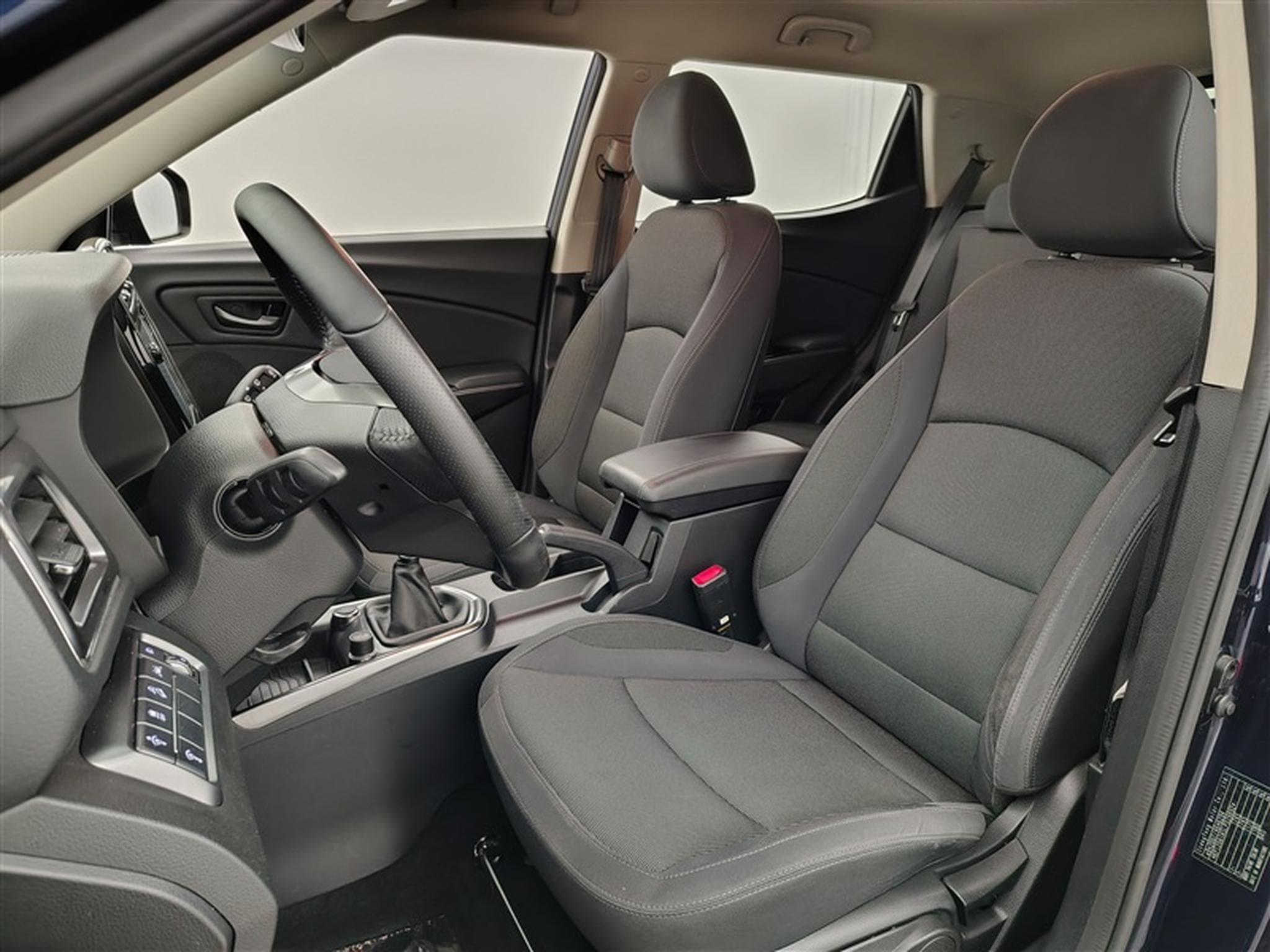 SsangYong Tivoli 1.2 T-GDI 2WD Crystal   Navi / Caméra (2020) - Photo 7