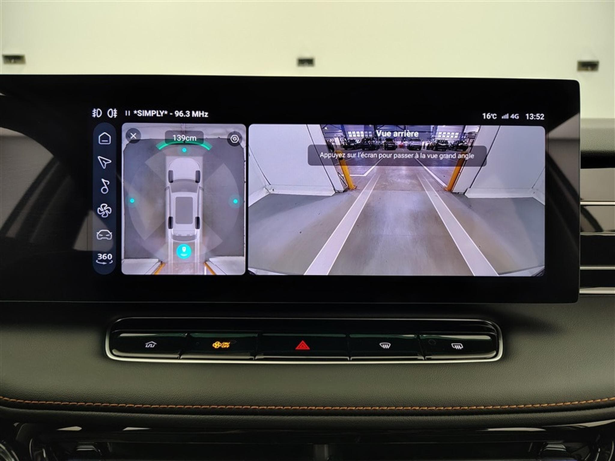 MG HS 1.5 Hybrid+ Luxury NAVI / FULL LED / CUIR / CAMERA 360° (2026) - Photo 18