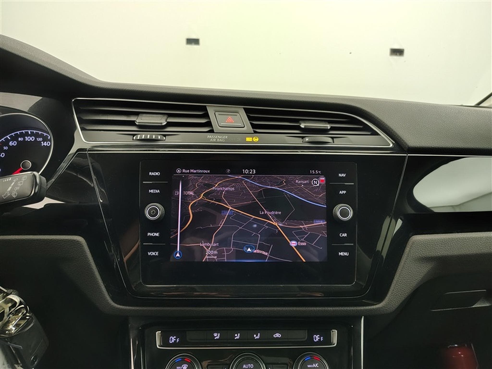 VW Touran 2.0 TDi SCR Highline 7PL/ALCANTARA/NAVI/JA/PDC (2021) - Photo 11