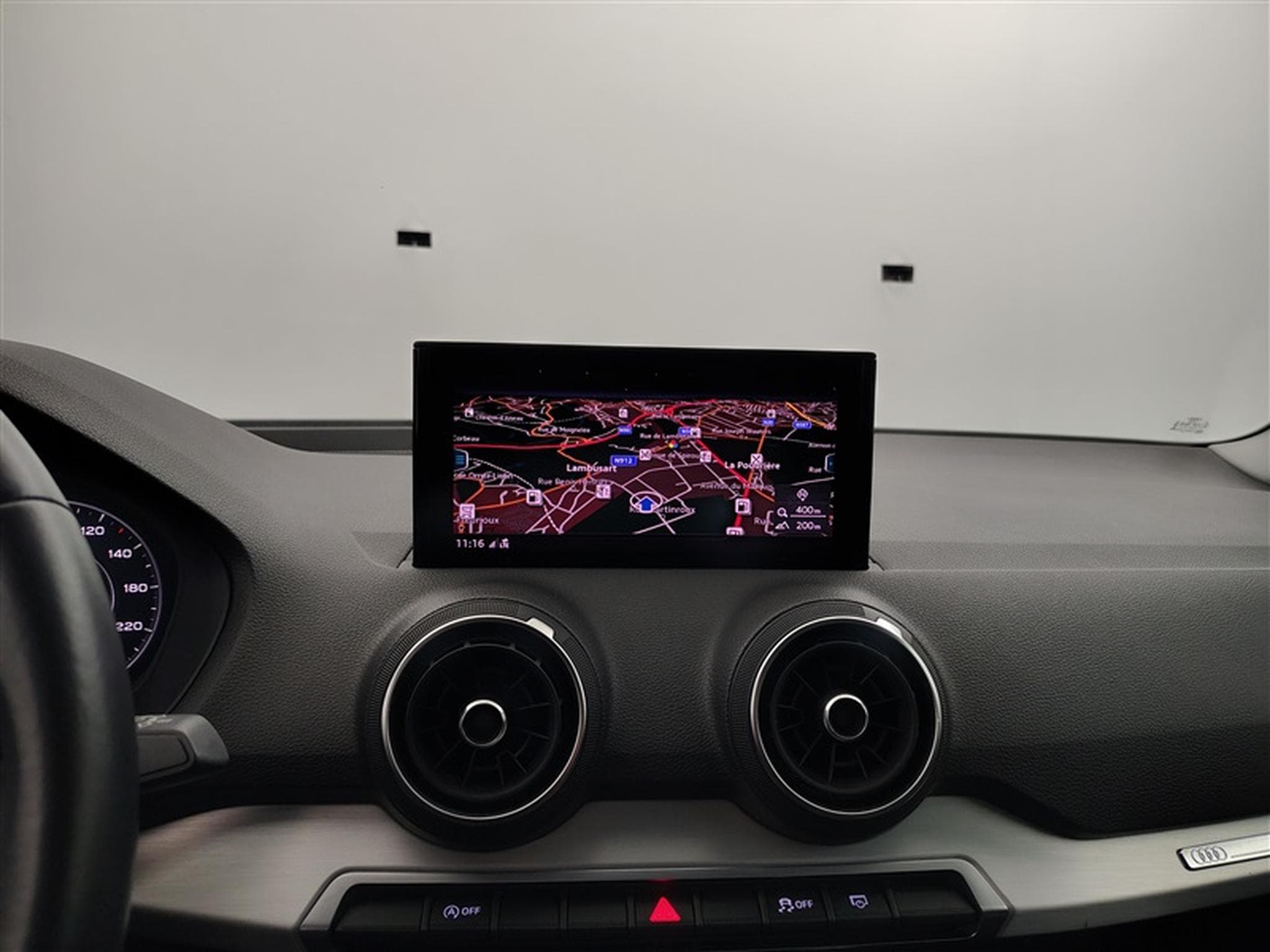 Audi Q2 30 TFSI 110cv S-Line NAVI / FULL LED / PDC AR / JA 17" (2021) - Photo 11