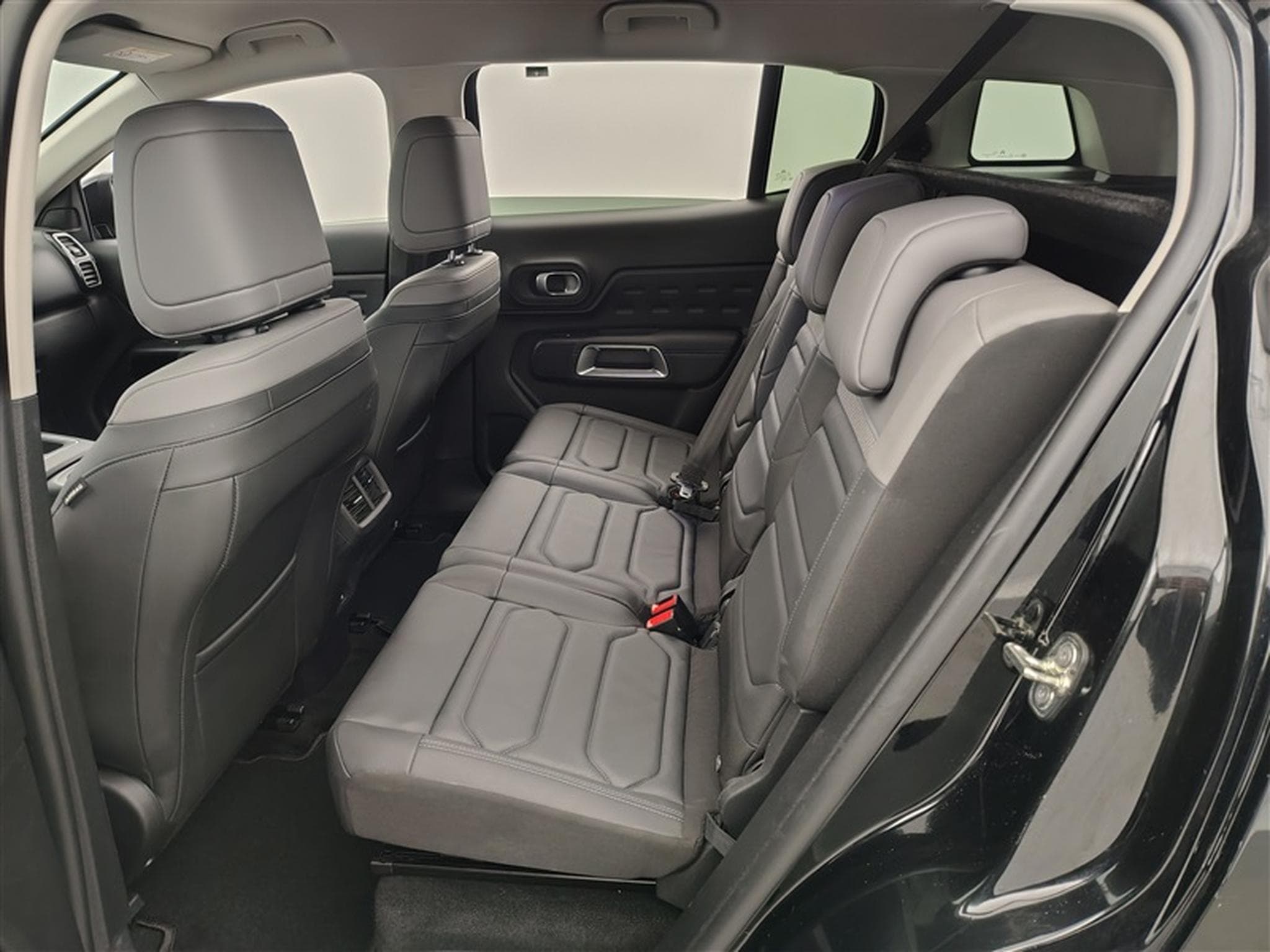 Citroen C5 Aircross PHEV 1.6 Shine NAVI / CUIR / FULL LED (2023) - Photo 13