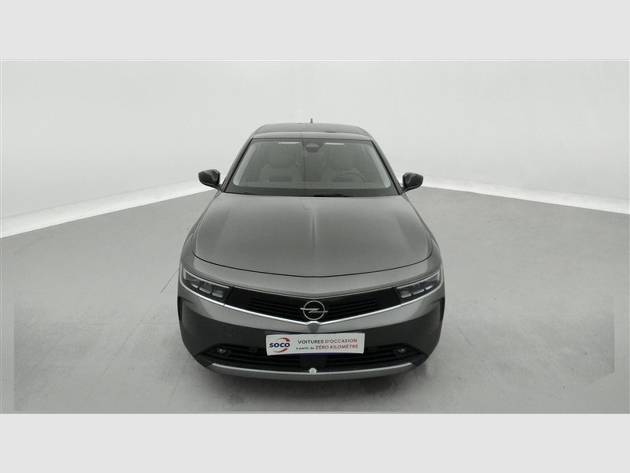 Opel Astra 1.2 Turbo Business Edition NAVI / FULL LED (2023) - Photo 4