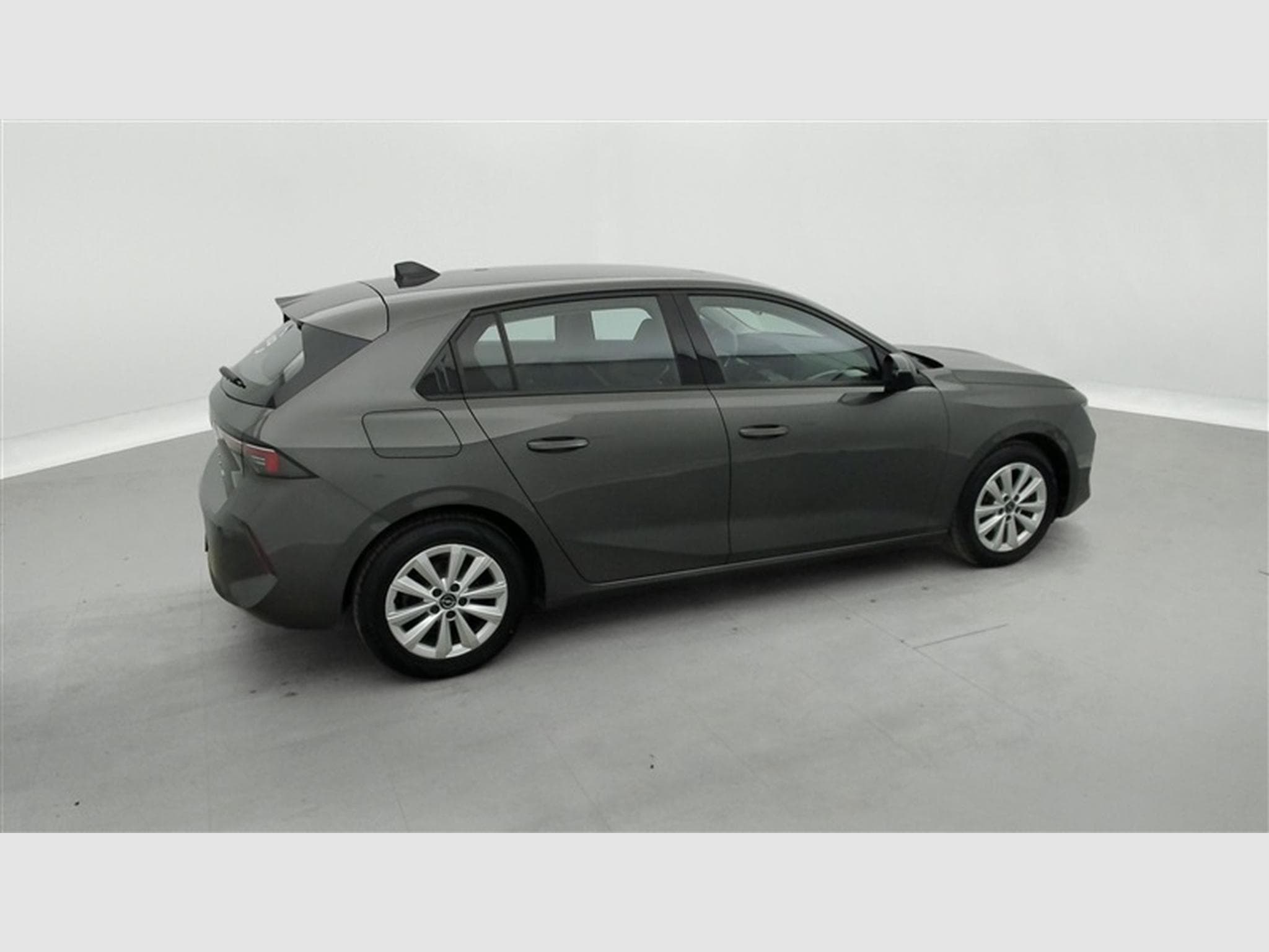 Opel Astra 1.2 Turbo Business Edition NAVI / FULL LED (2023) - Photo 25