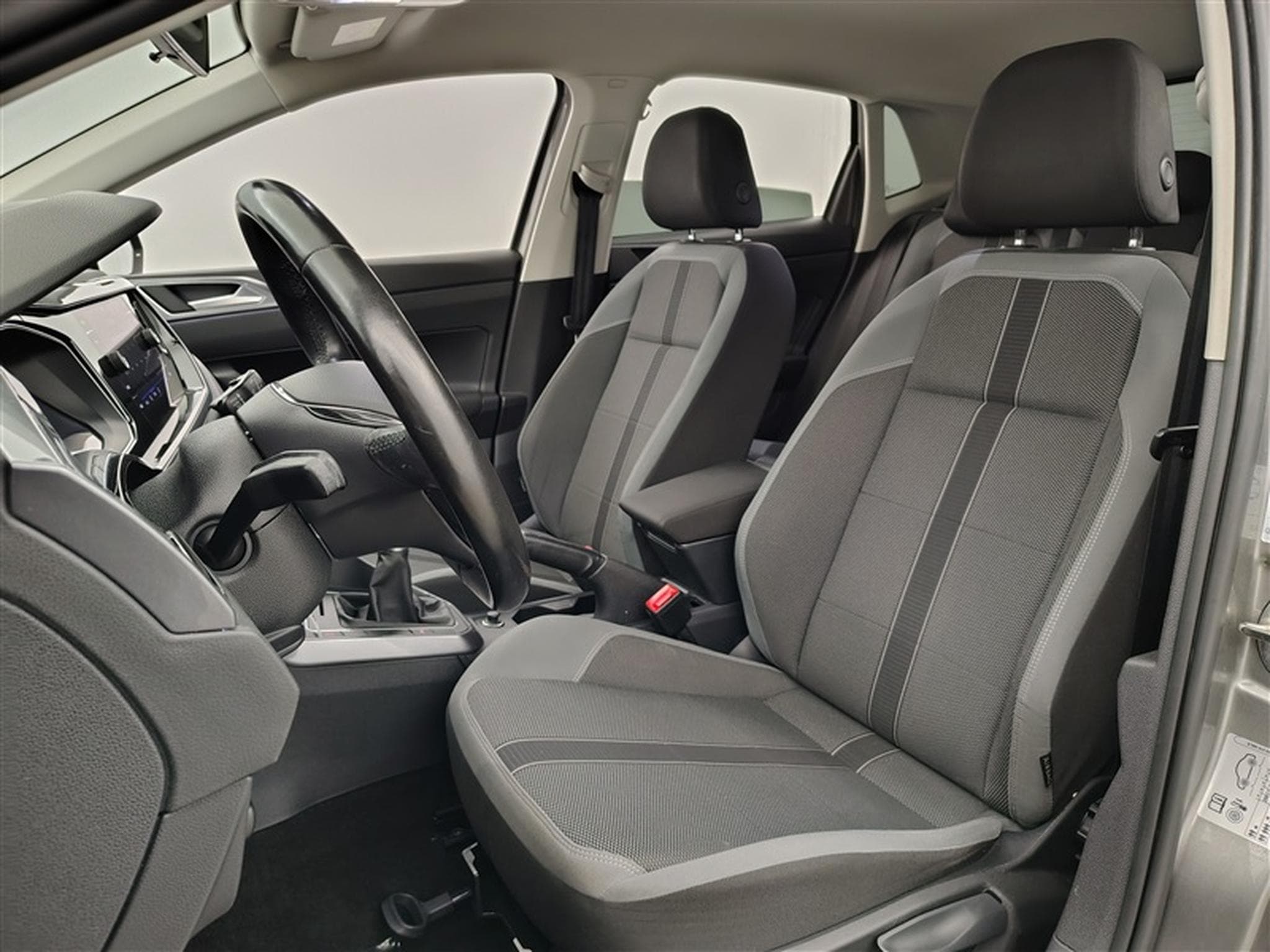 VW Polo 1.0 TSi Comfortine (2020) - Photo 7