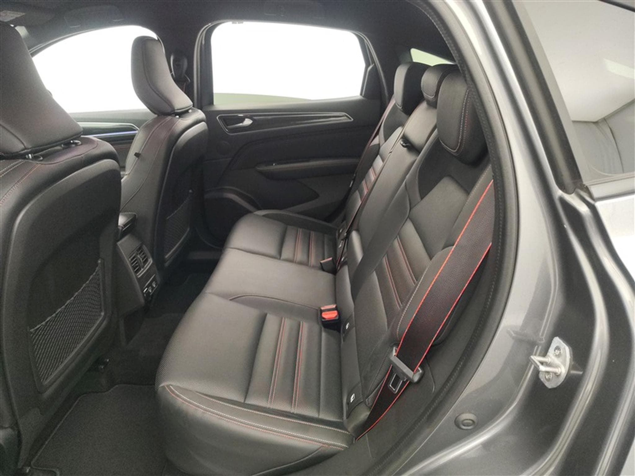 Renault Arkana 1.3 TCe R.S.Line GPF EDC (2023) - Photo 13