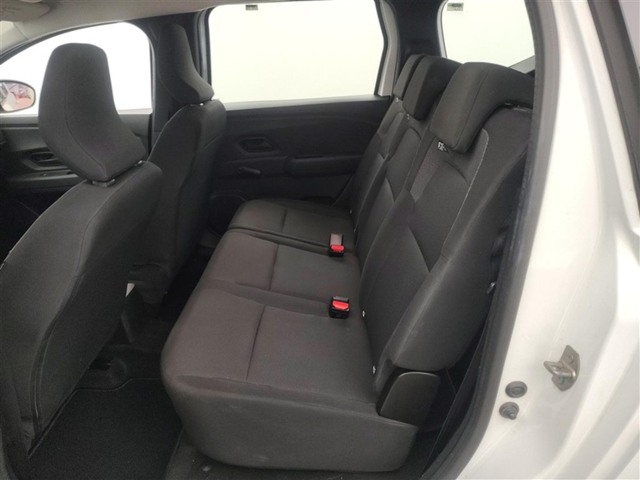 Dacia Jogger LPG 1.0 Eco-G Essential 7pl. (2024) - Photo 13